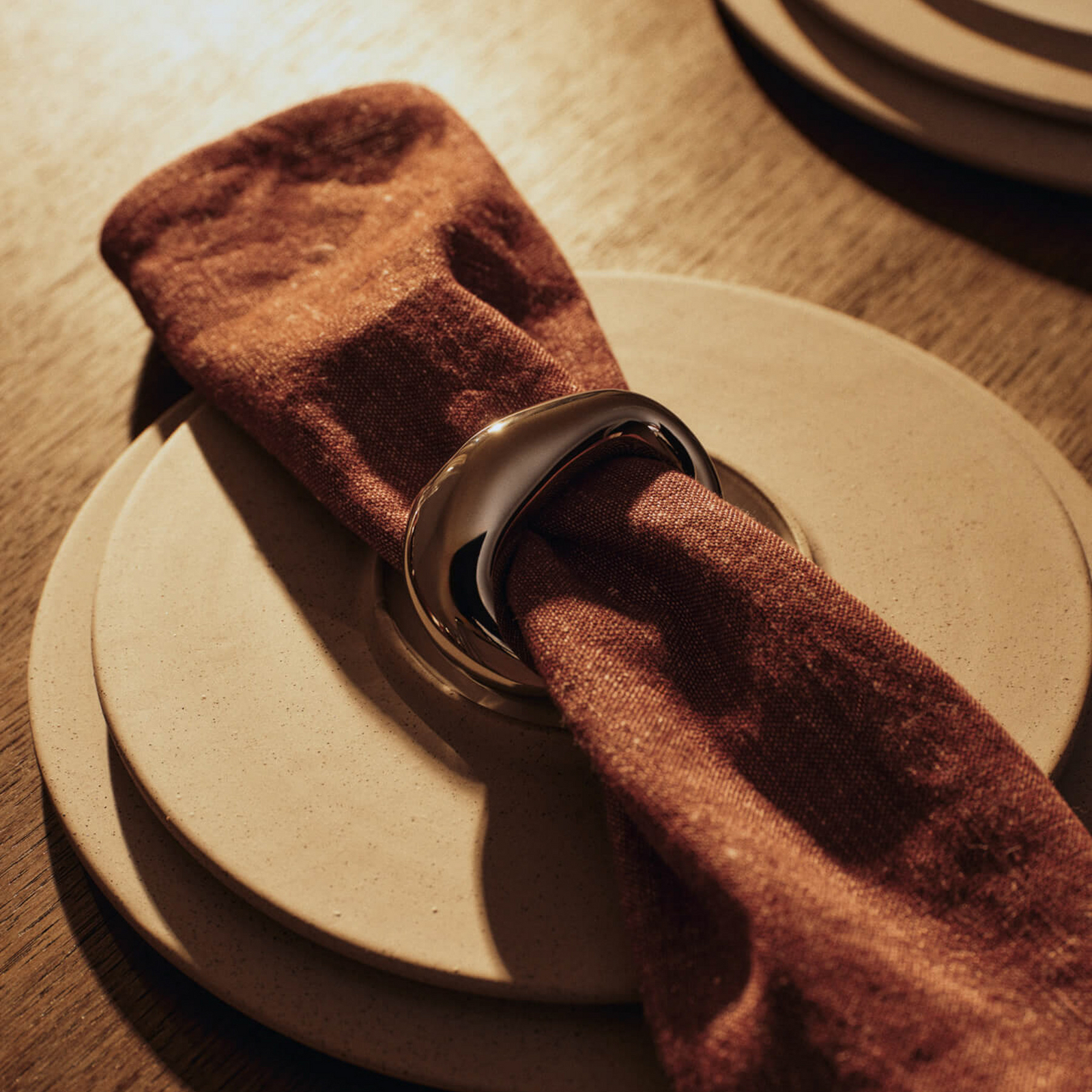 Orrith szalvétagyűrű, ezüst színű, 4 darabos szett - ferm LIVING