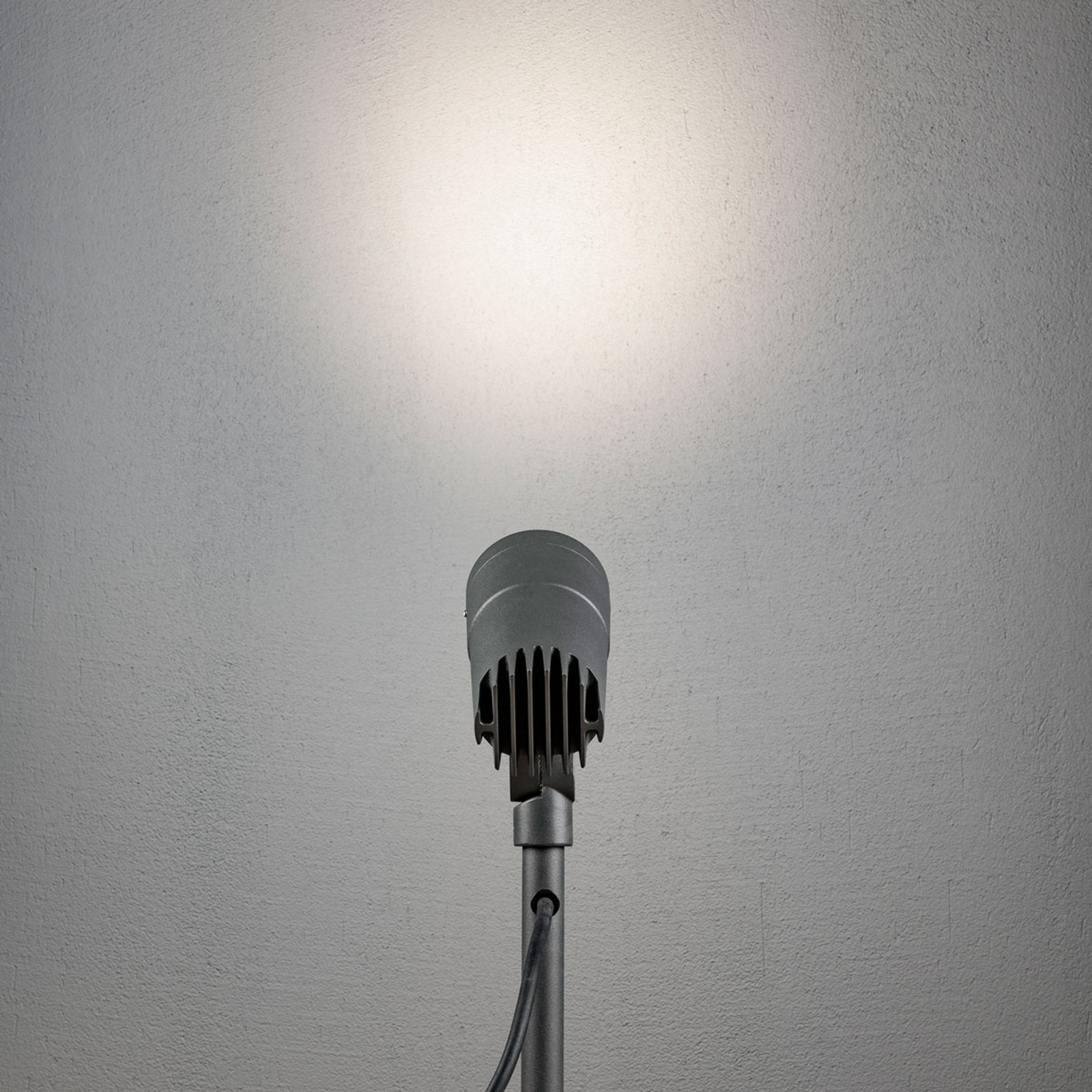 LED reflektor so zemným hrotom Andria 230 V, 9 W
