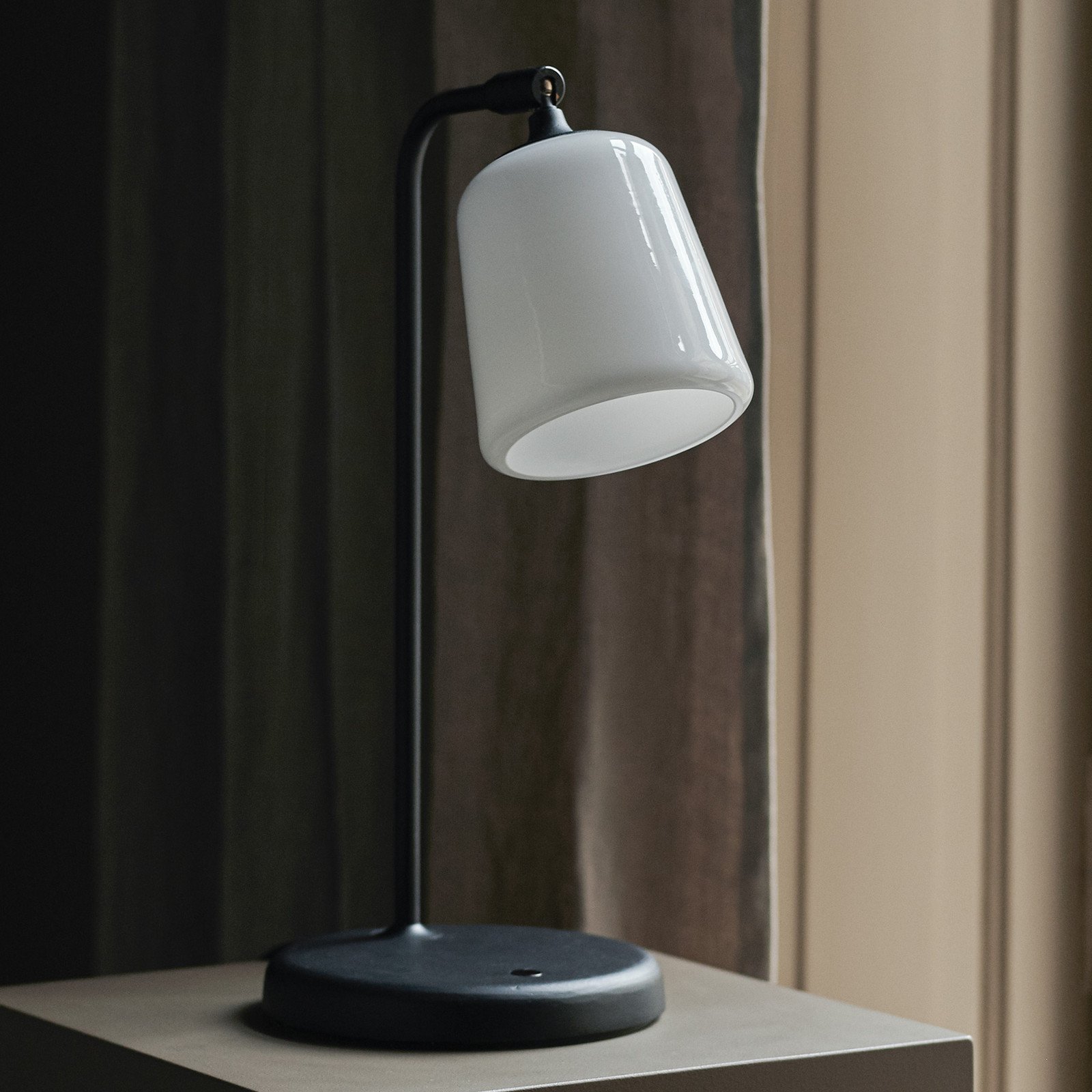 New Works Material New Edition lampă masă sticl op
