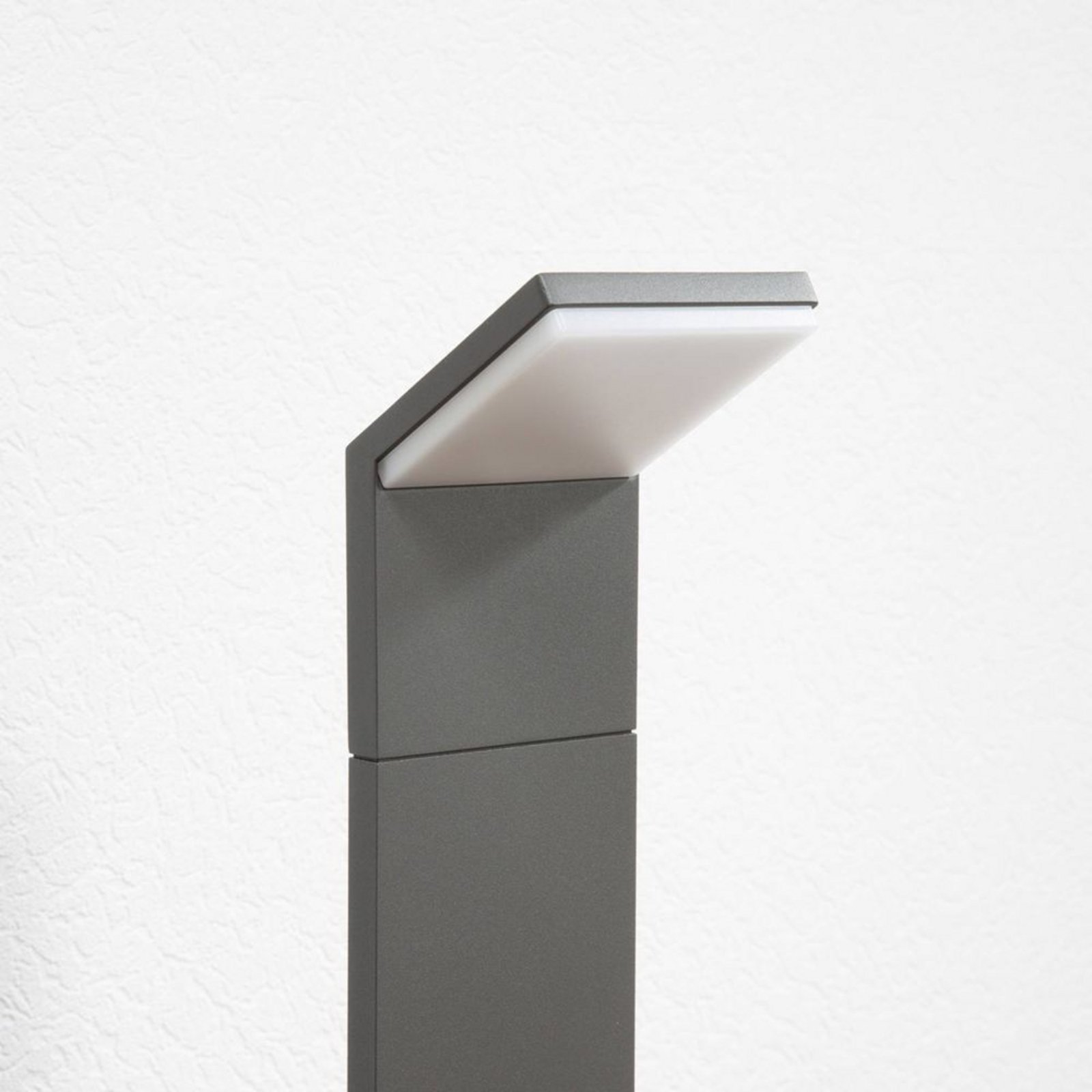 Nevio LED Zahradní Lampa H100 Graphite - Lucande