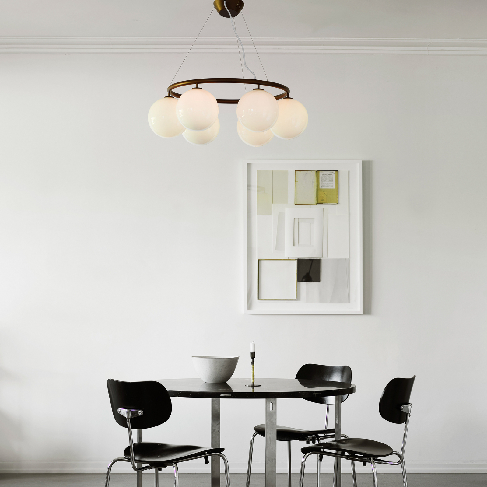 Miira 6 Circular lysekrone, Ø 80 cm, bronse/opal - Nuura Miira 6 Circular lysekrone, Ø 80 cm, bronse/opal - Nuura