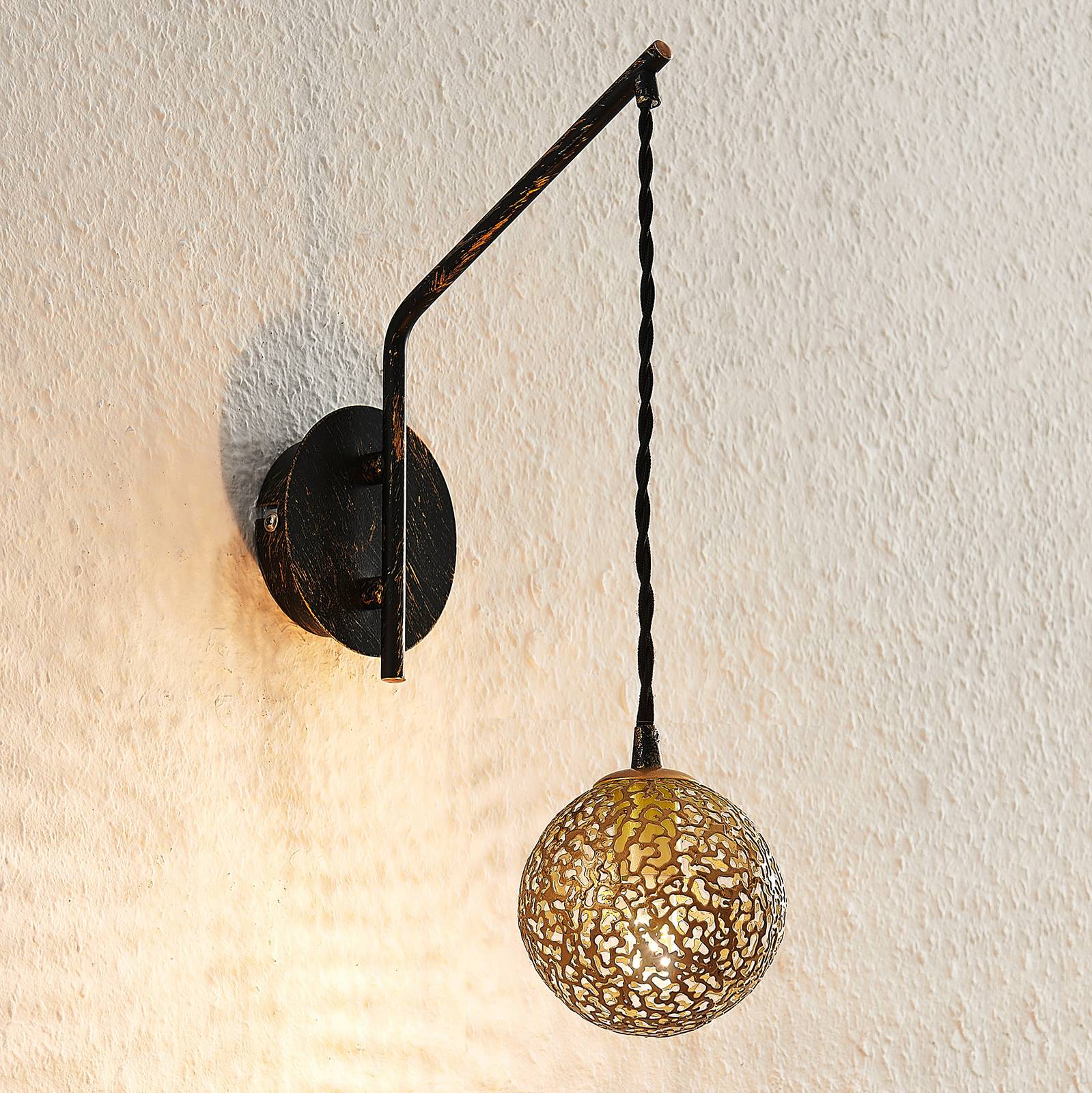 Lucande Zale wall light, 1-bulb, Oriental