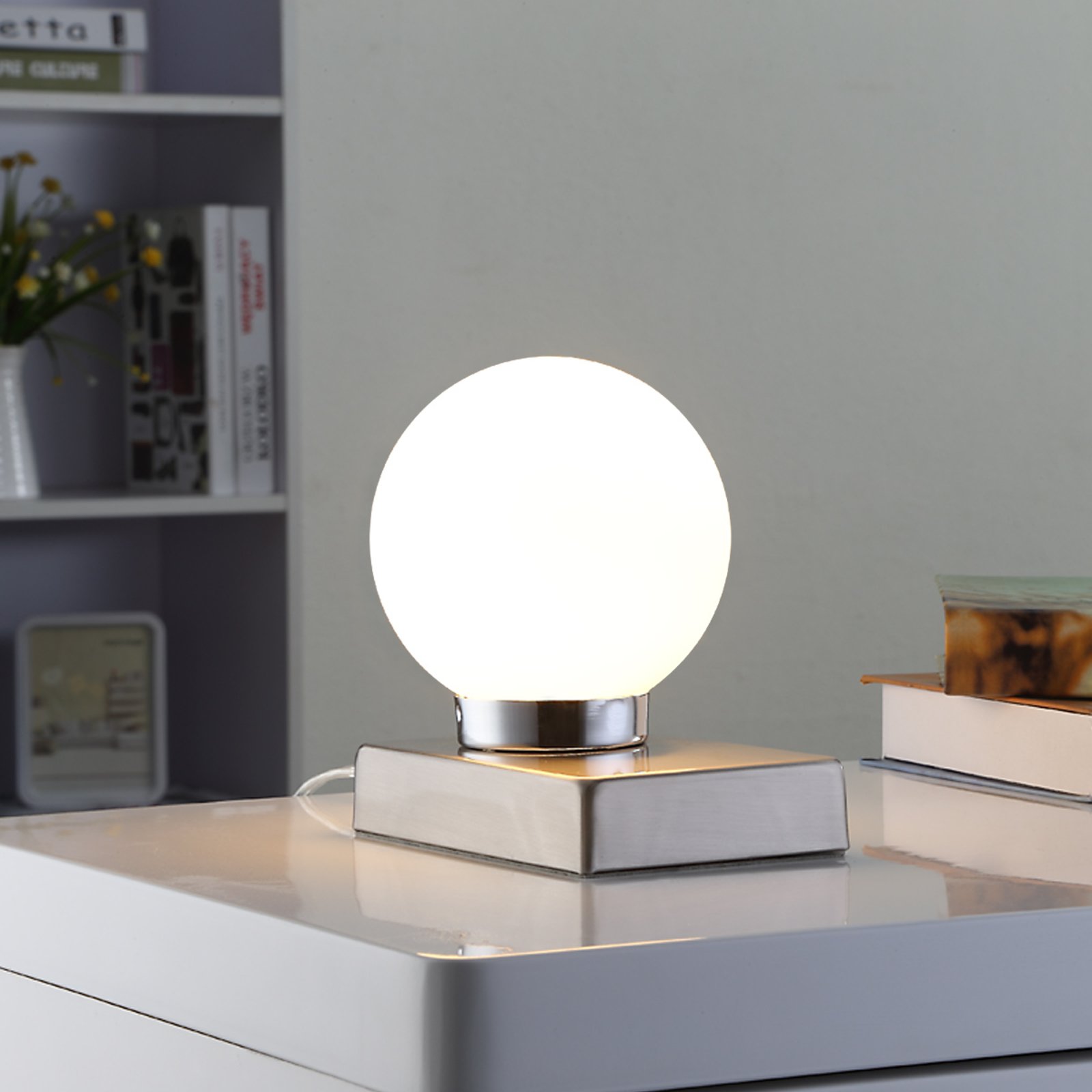 Naomi Tafellamp Opal/Chrome - Lindby