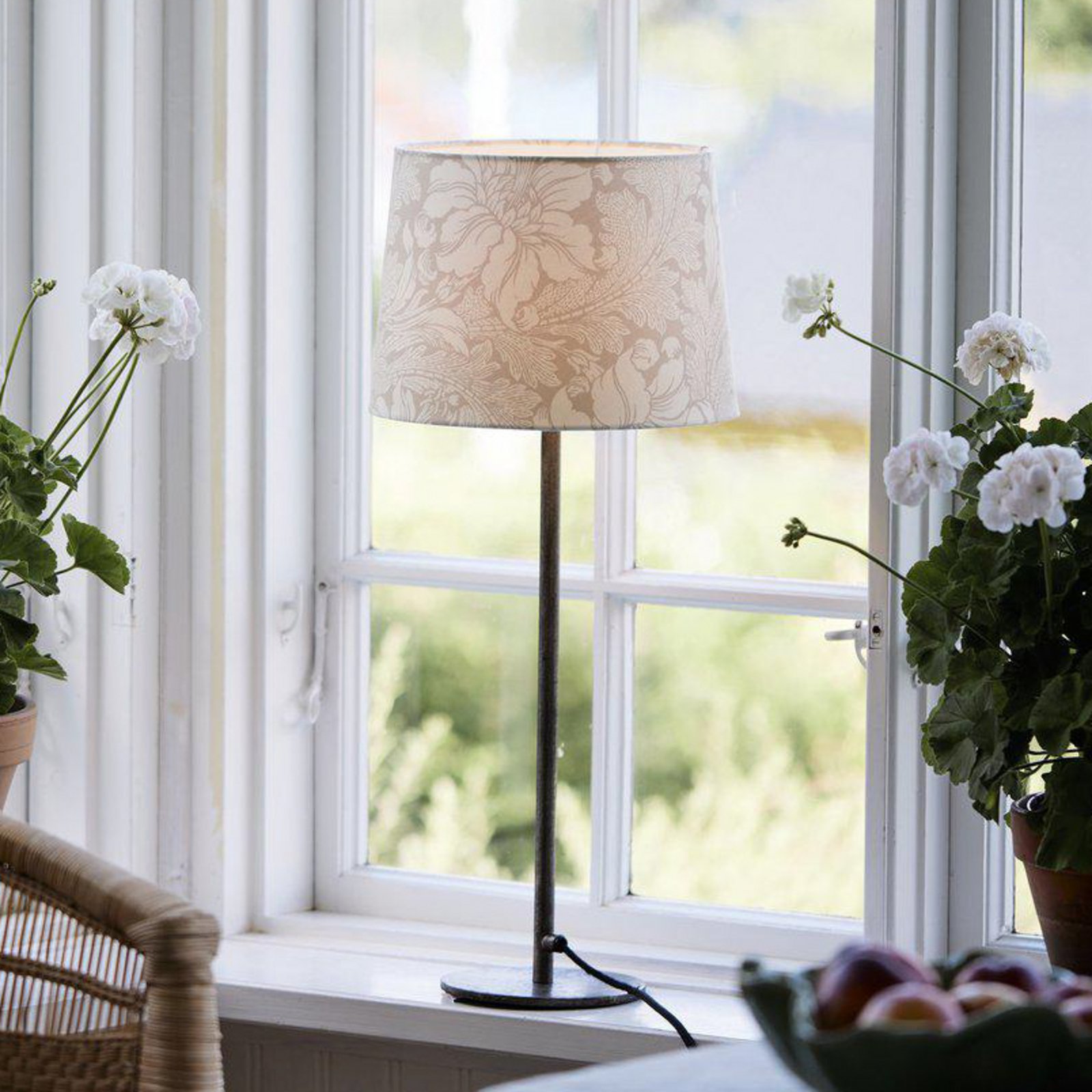 PR Home Lampa stołowa BASE ACANTHUS, biała/srebrna, 58 cm