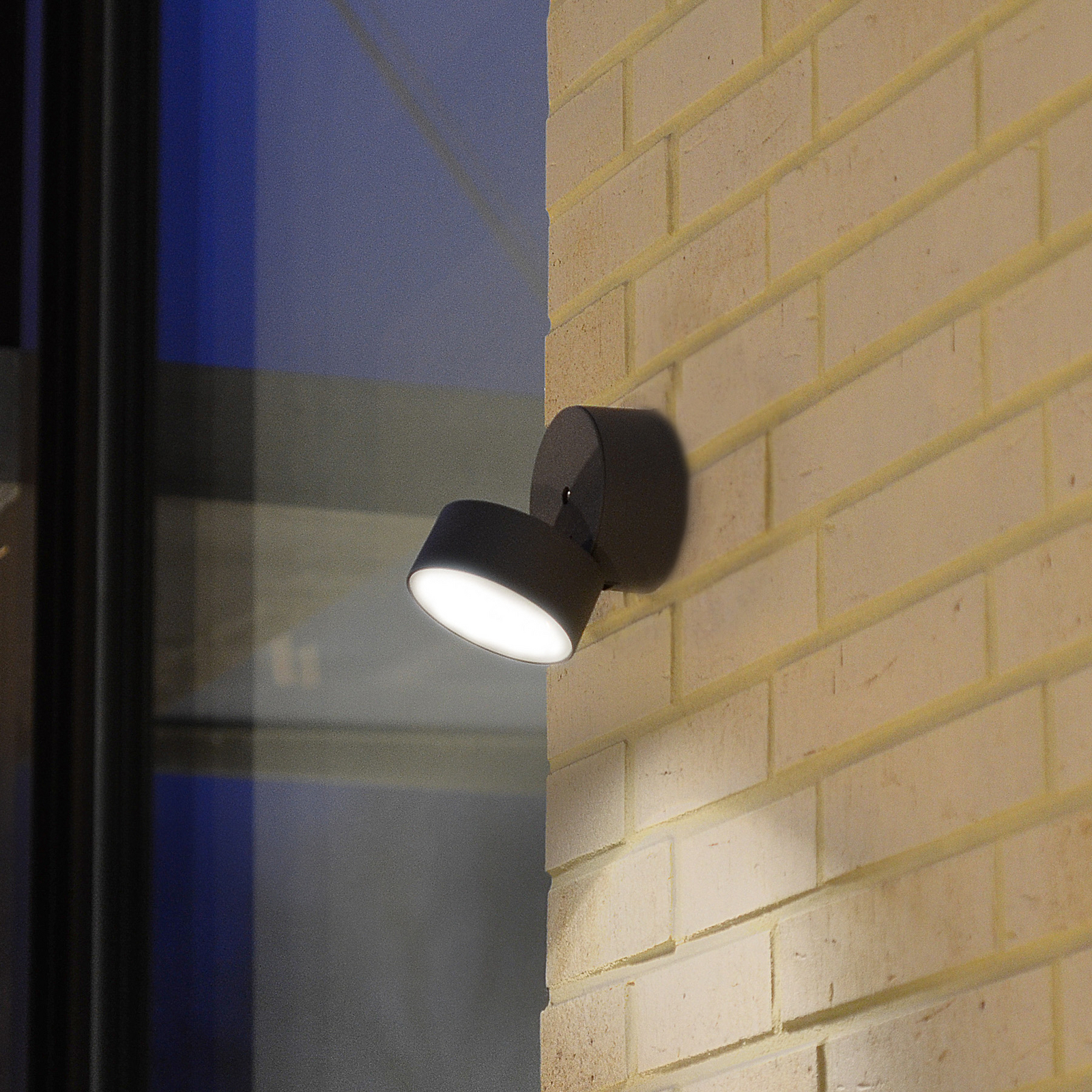 Kinkiet zewnętrzny LED Trumpet, Ø 9,4 cm