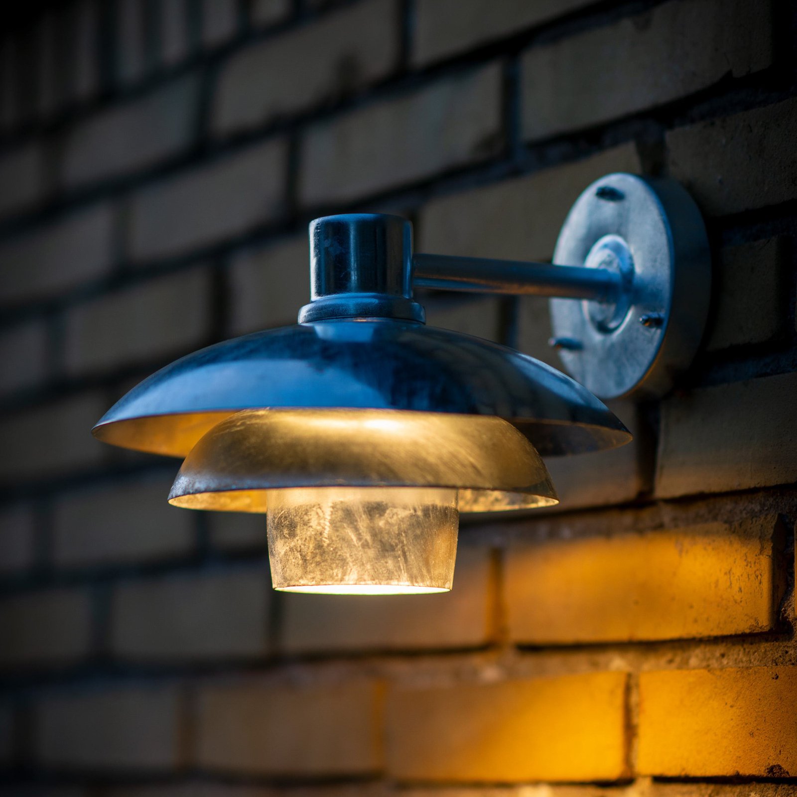Morph Aplique de pared Exterior Ø24 Galvanized - DybergLarsen