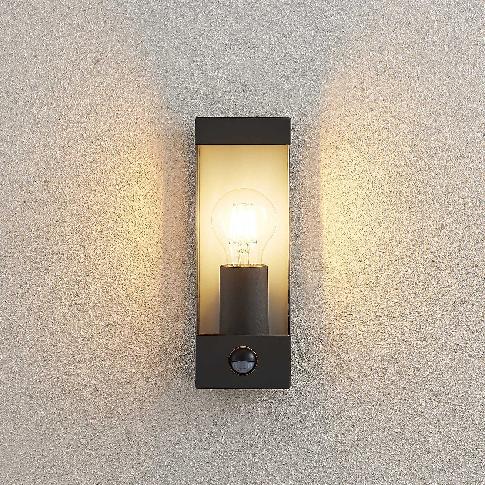 Tilian Applique Murale d'Extérieur w/Sensor Dark Grey/Clear - Lindby