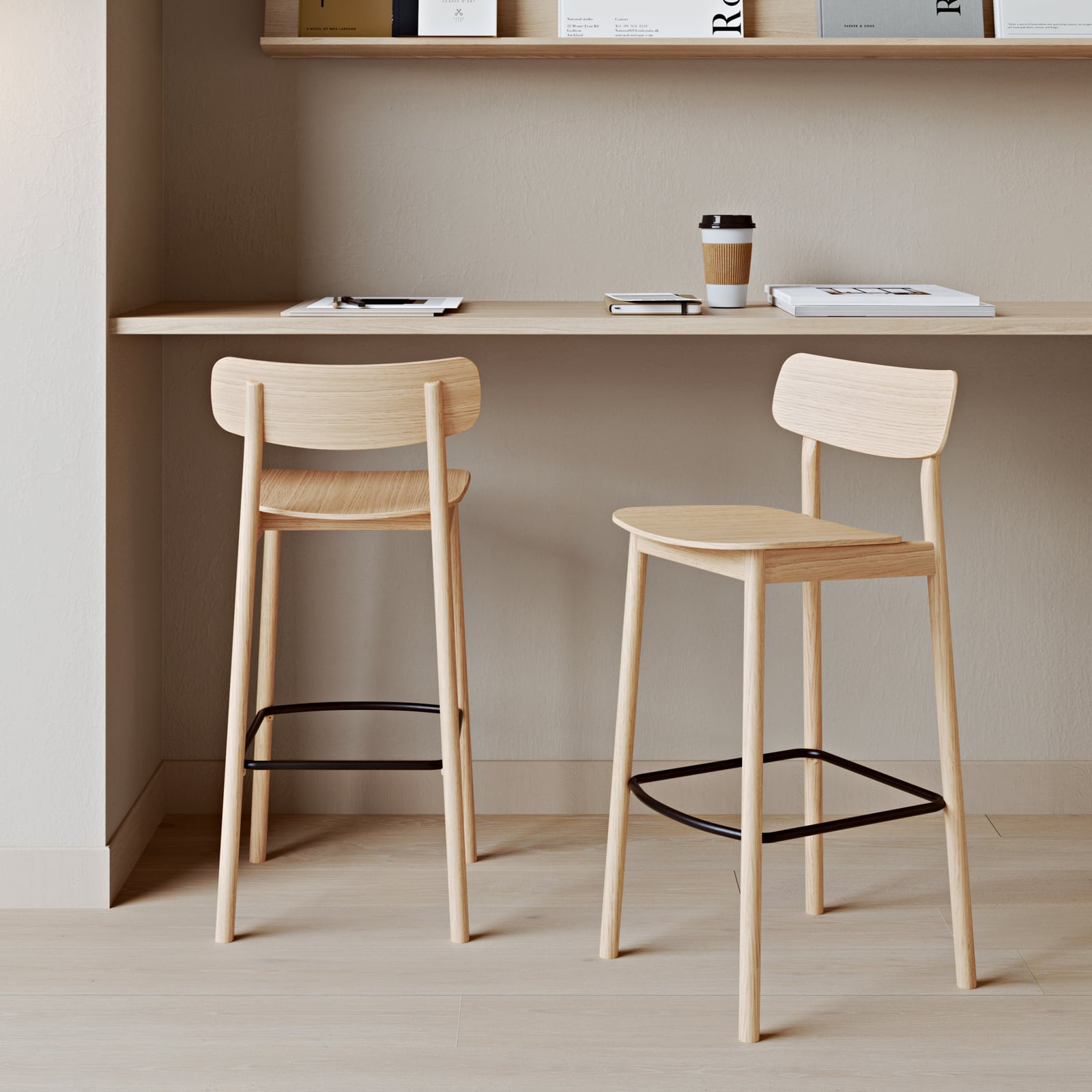 Tabouret de bar Soma, bois clair, hauteur 91 cm, chêne - Woud Tabouret de bar Soma, bois clair, hauteur 91 cm, chêne - Woud