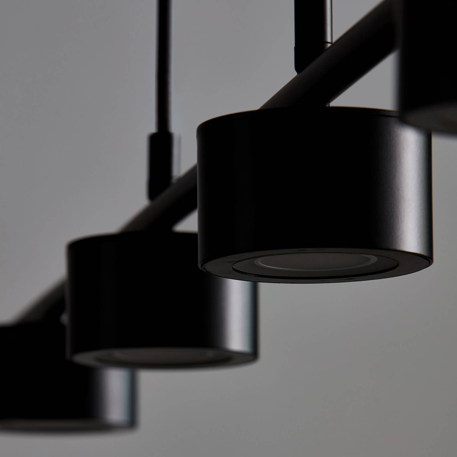 Lampa wisząca LED Clyde, 4-punktowa, czarna, długość 115 cm