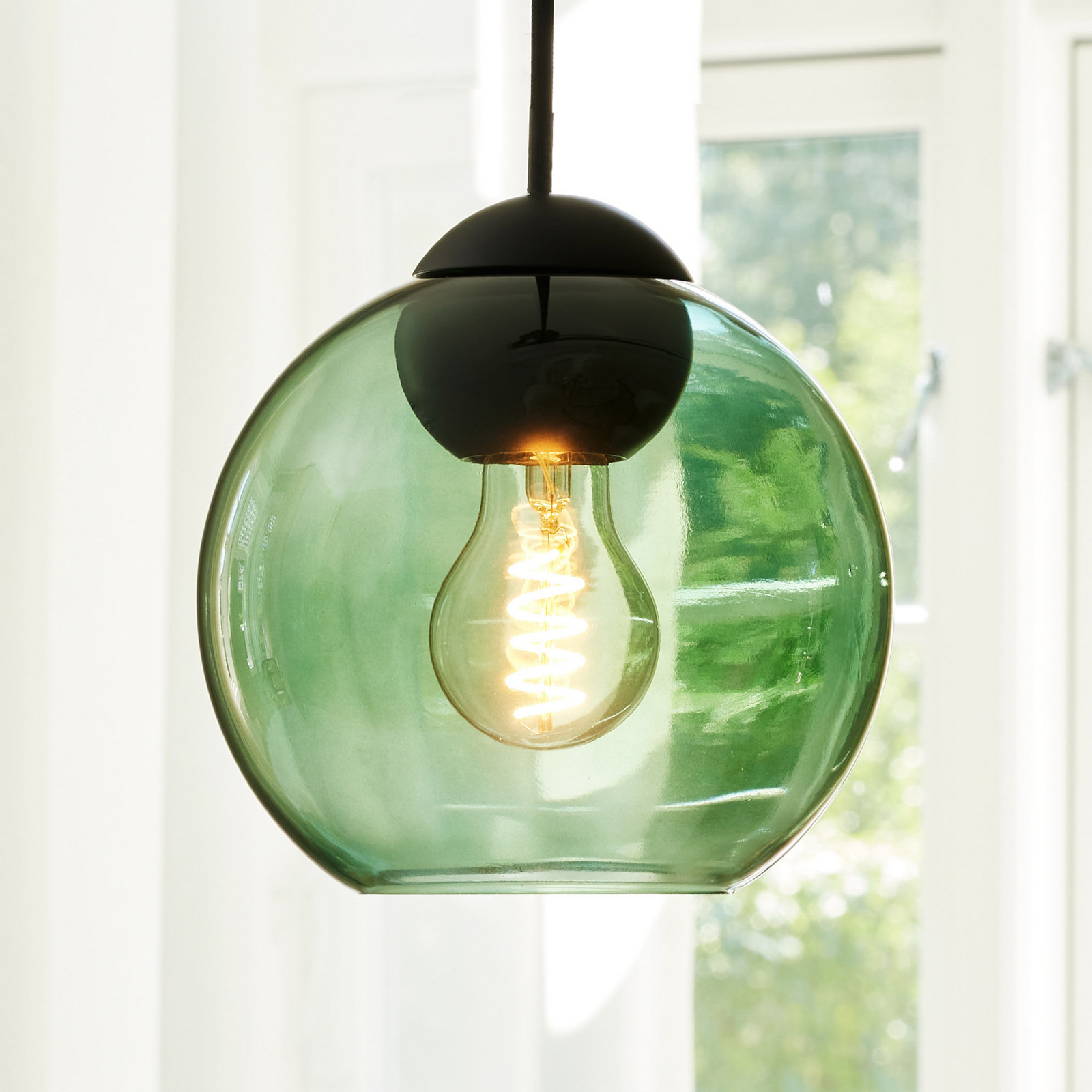 BUBBLES hanging light, green, Ø 18 cm, glass, E27 - Halo Design BUBBLES hanging light, green, Ø 18 cm, glass, E27 - Halo Design