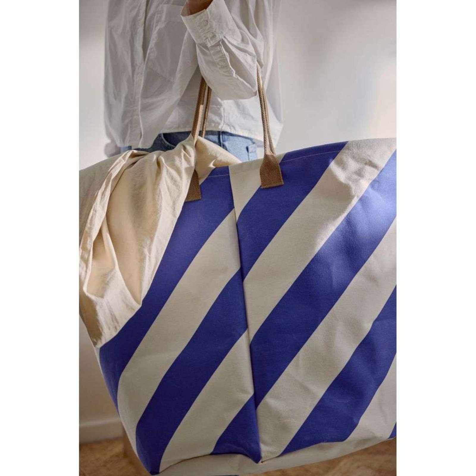 Sakki Basket Optic Blue - OYOY Living Design