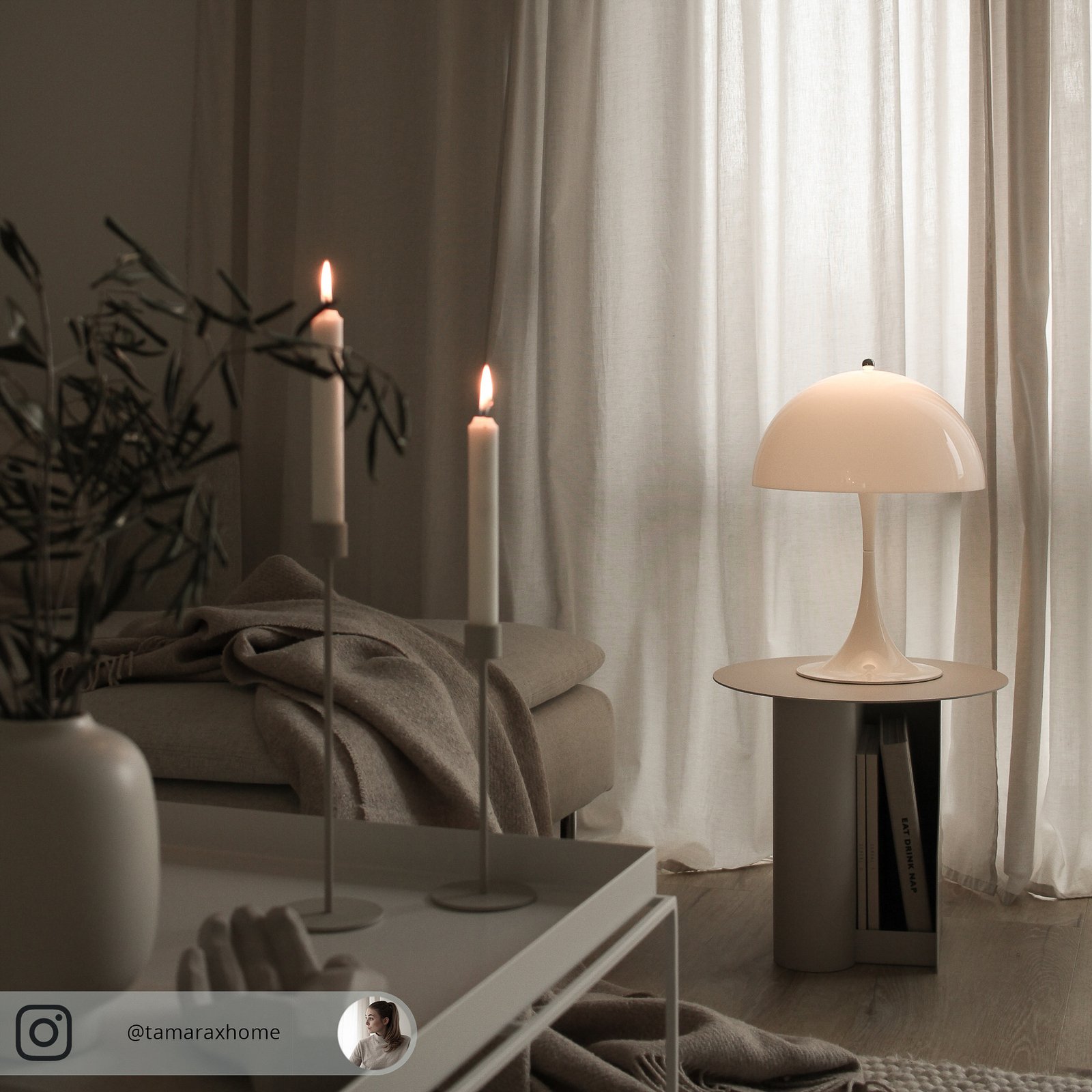 Panthella 320 Table Lamp Opal - Louis Poulsen
