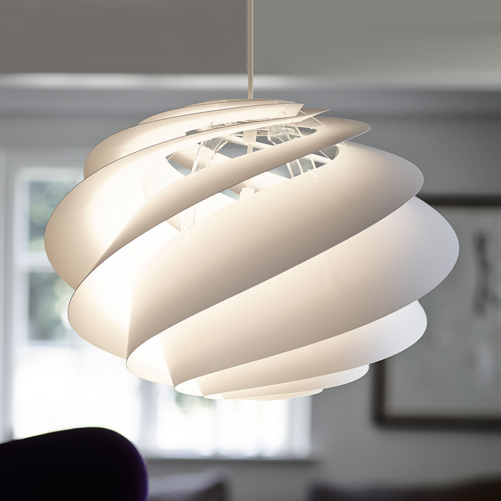 LE KLINT Swirl 1 - biała designerska lampa wisząca