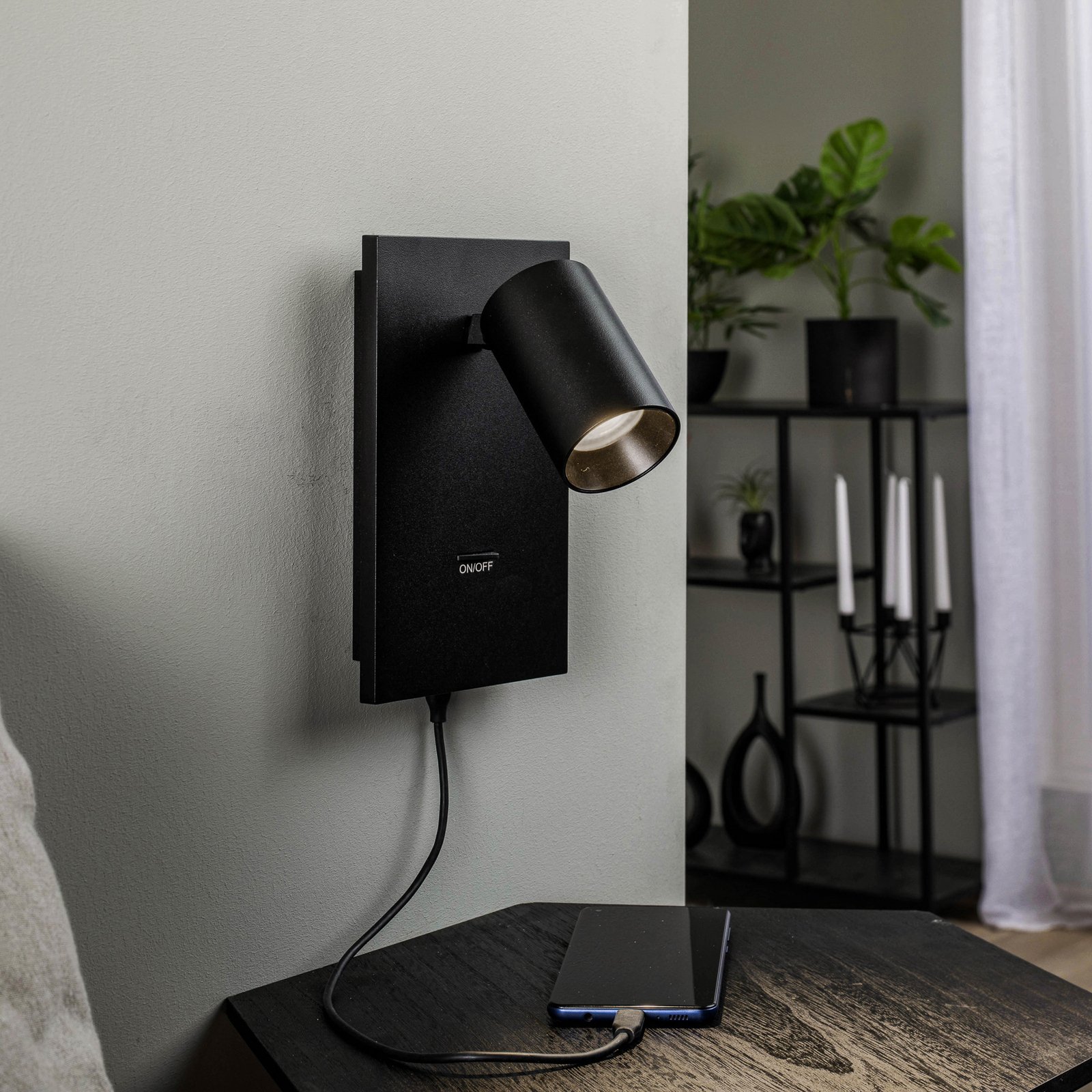 Brinja Wall Lamp USB Black - Arcchio