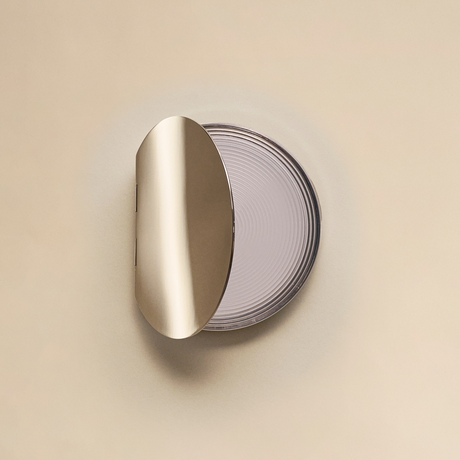 Applique a LED Poudrier, vetro/acciaio, 2400 K - DCW Applique a LED Poudrier, vetro/acciaio, 2400 K - DCW