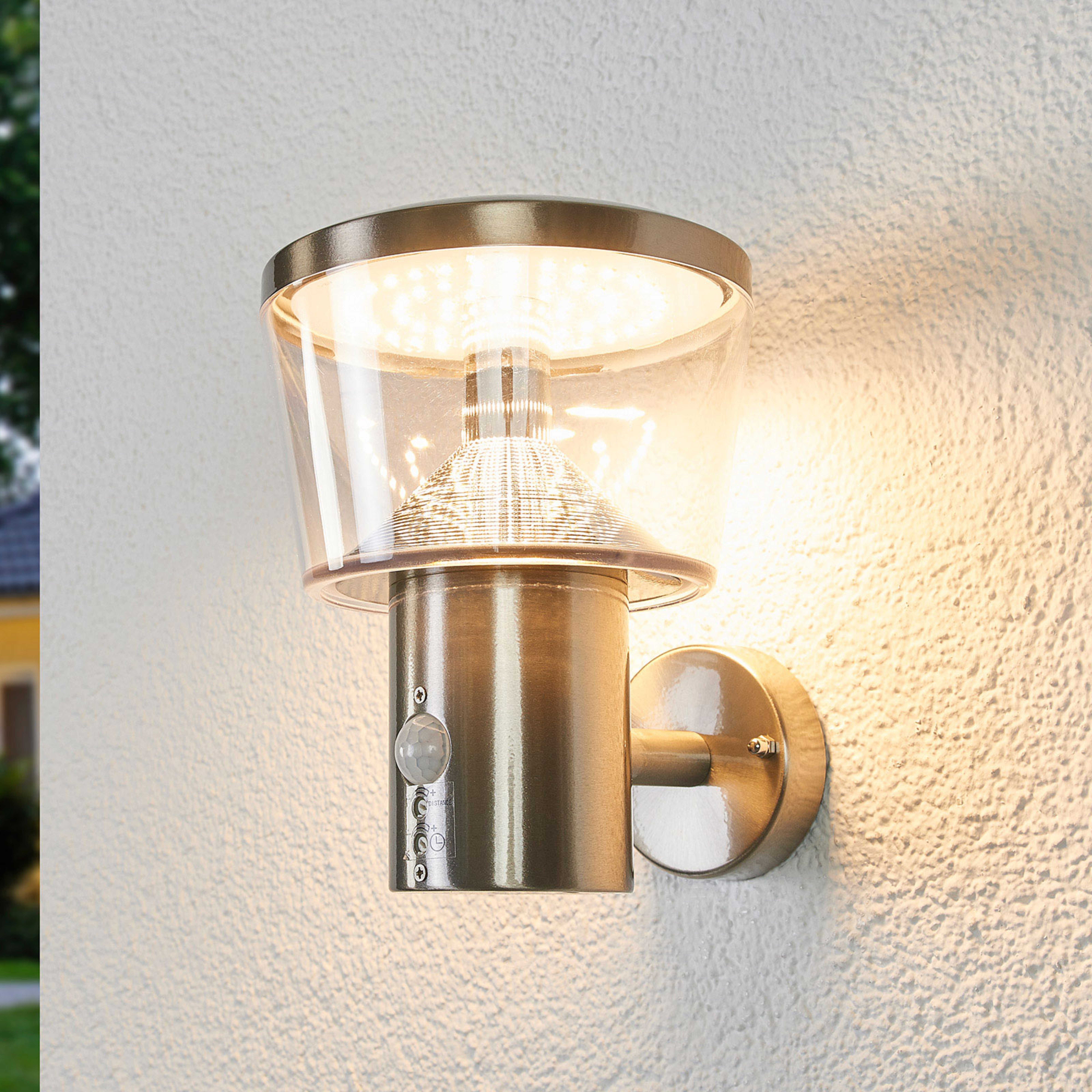 Lindby LED-Außenwandleuchte Antje, Bewegungsmelder, IP44