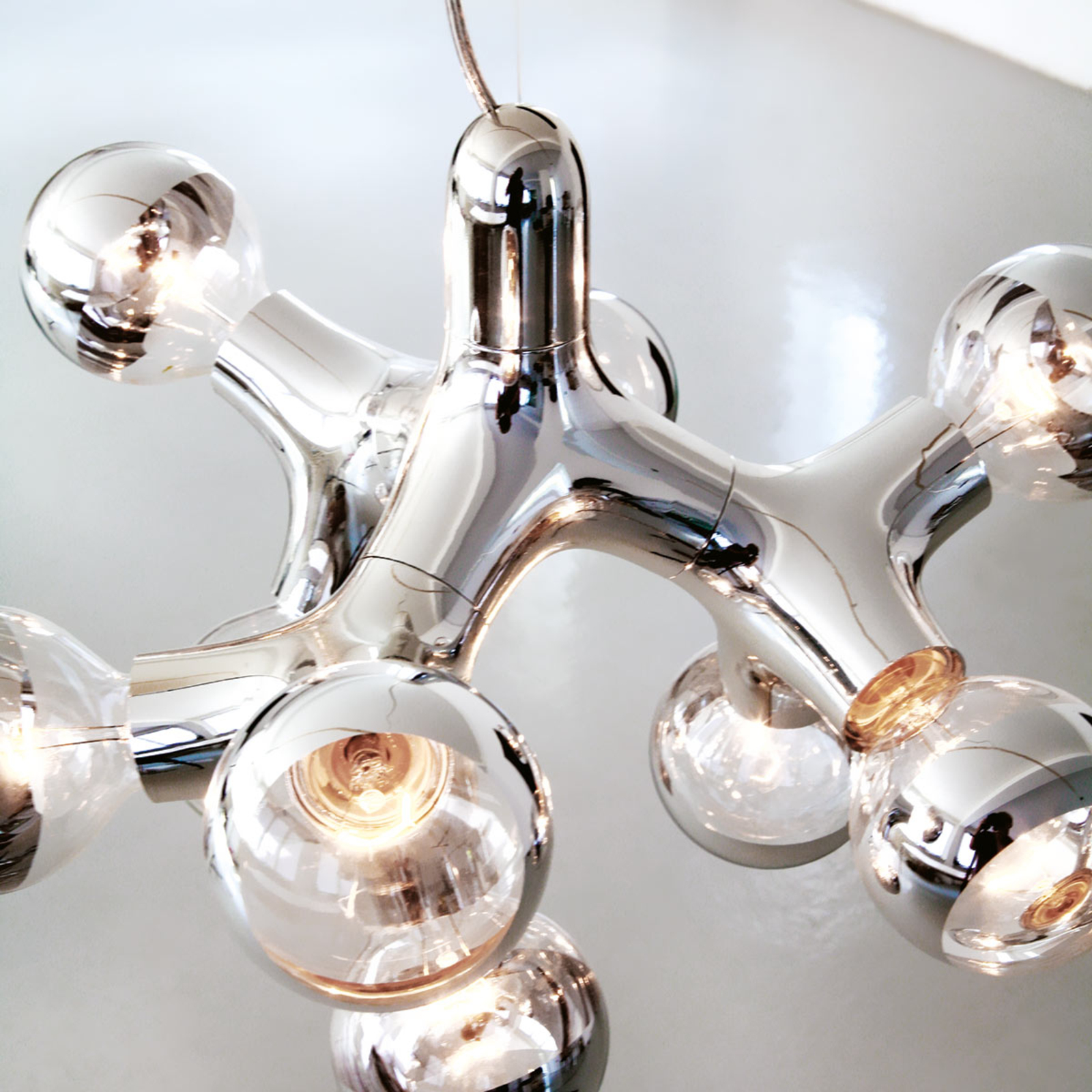 next DNA Chandelier - Designer-Kronleuchter