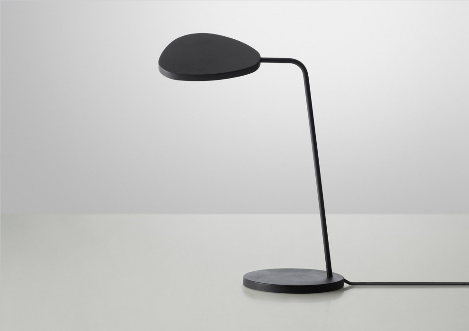 Leaf Lampă de Masă Black - Muuto