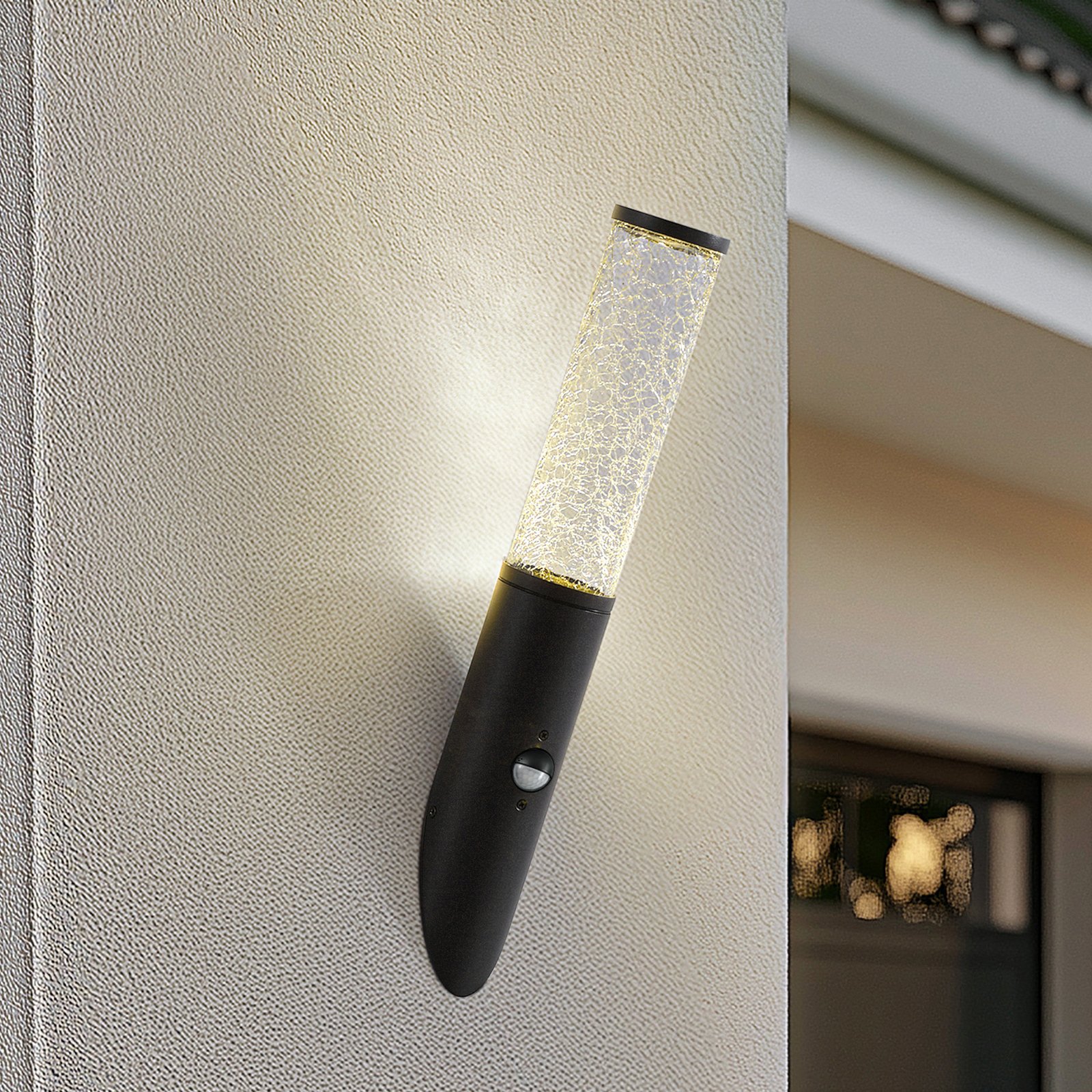 Lindby buitenwandlamp Gavros, zwart, aluminium, sensor