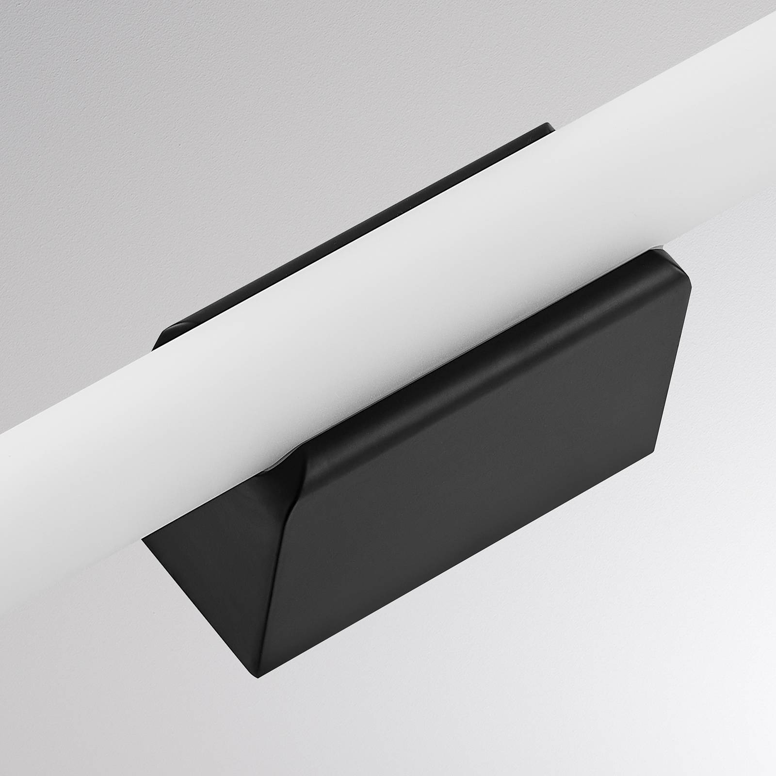  Molto Luce Led-wandleuchte Vina M, Schwarz, Breite 60 Cm, Ip44, Cct 