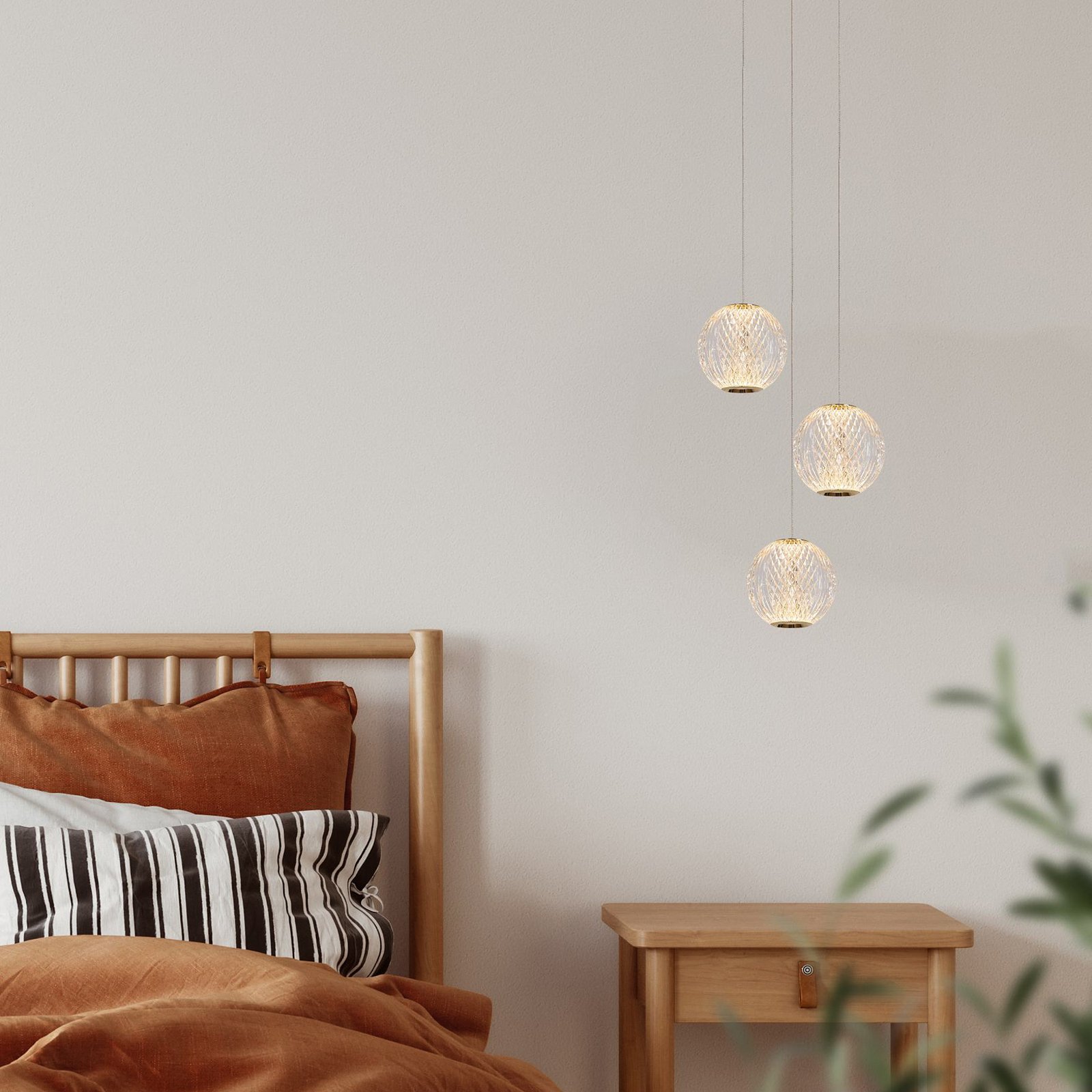 Cintra LED pendant light, Ø 25 cm, transparent/gold, acrylic