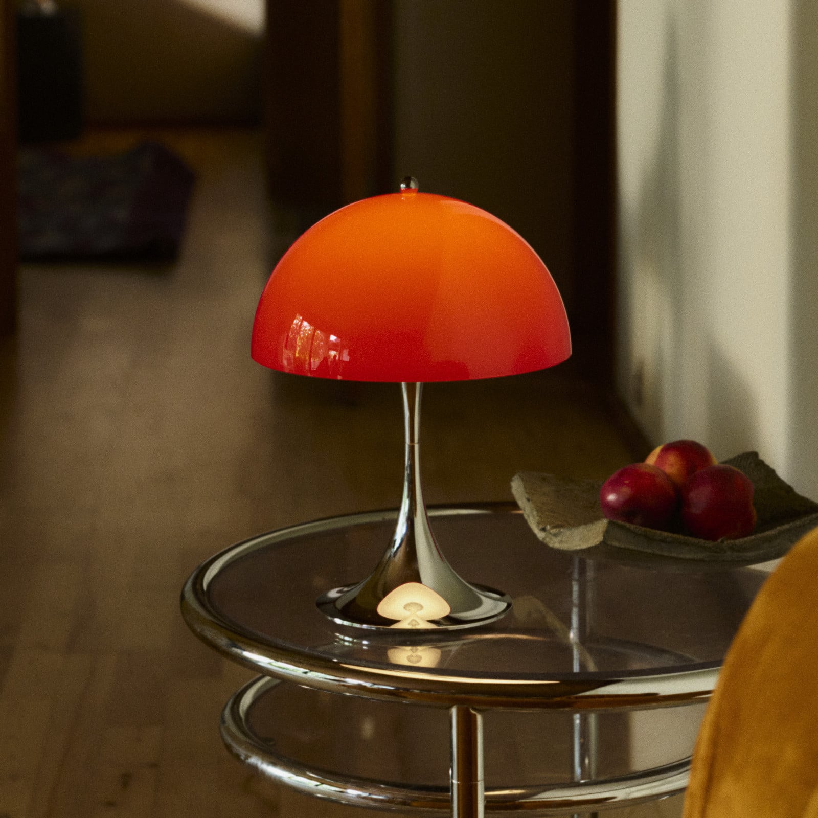 Panthella 250 Portable Original, opal-rød Louis Poulsen - Terrasse - Design - Plastik - Rund