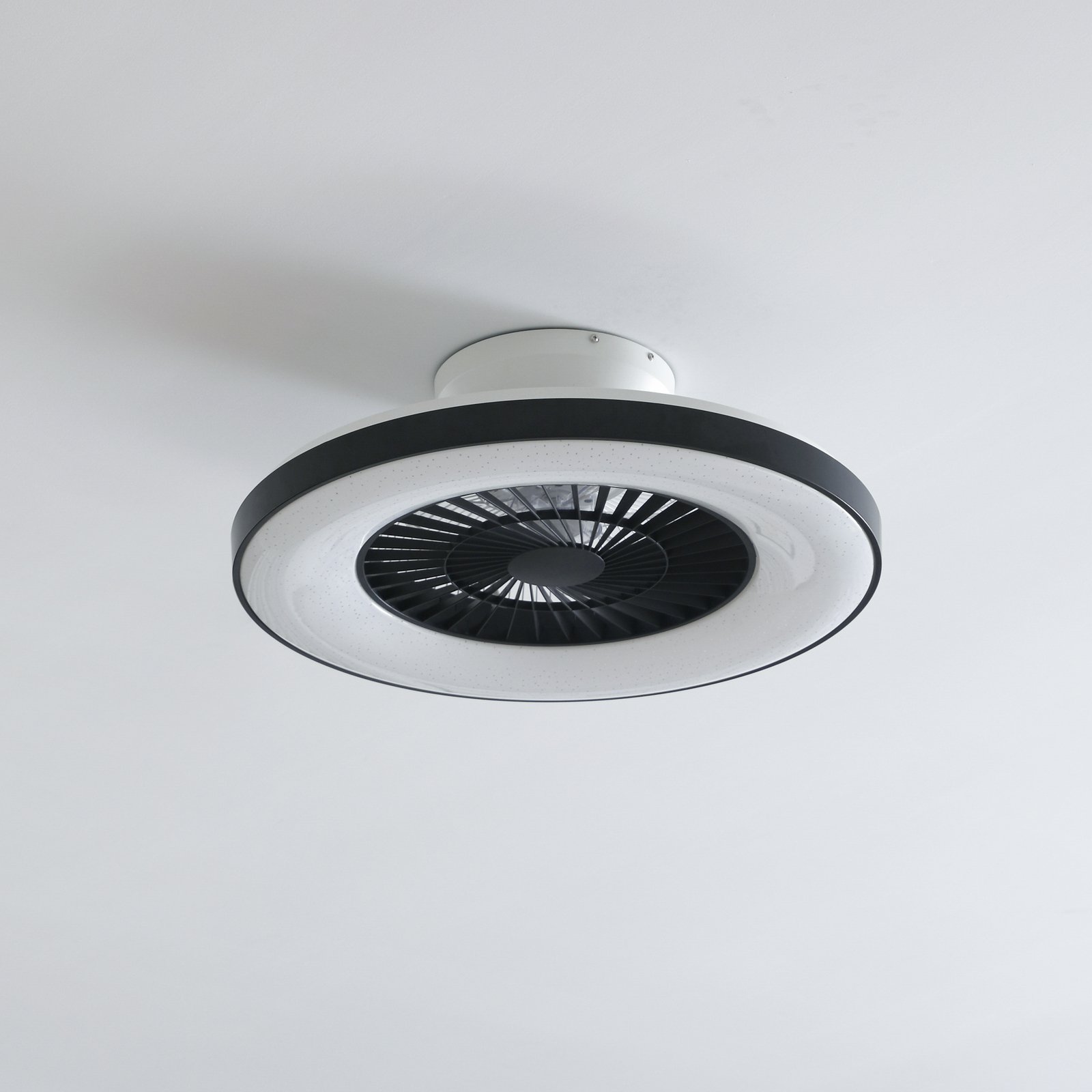 Lindby Smart LED ceiling fan Paavo, black, quiet,Tuya
