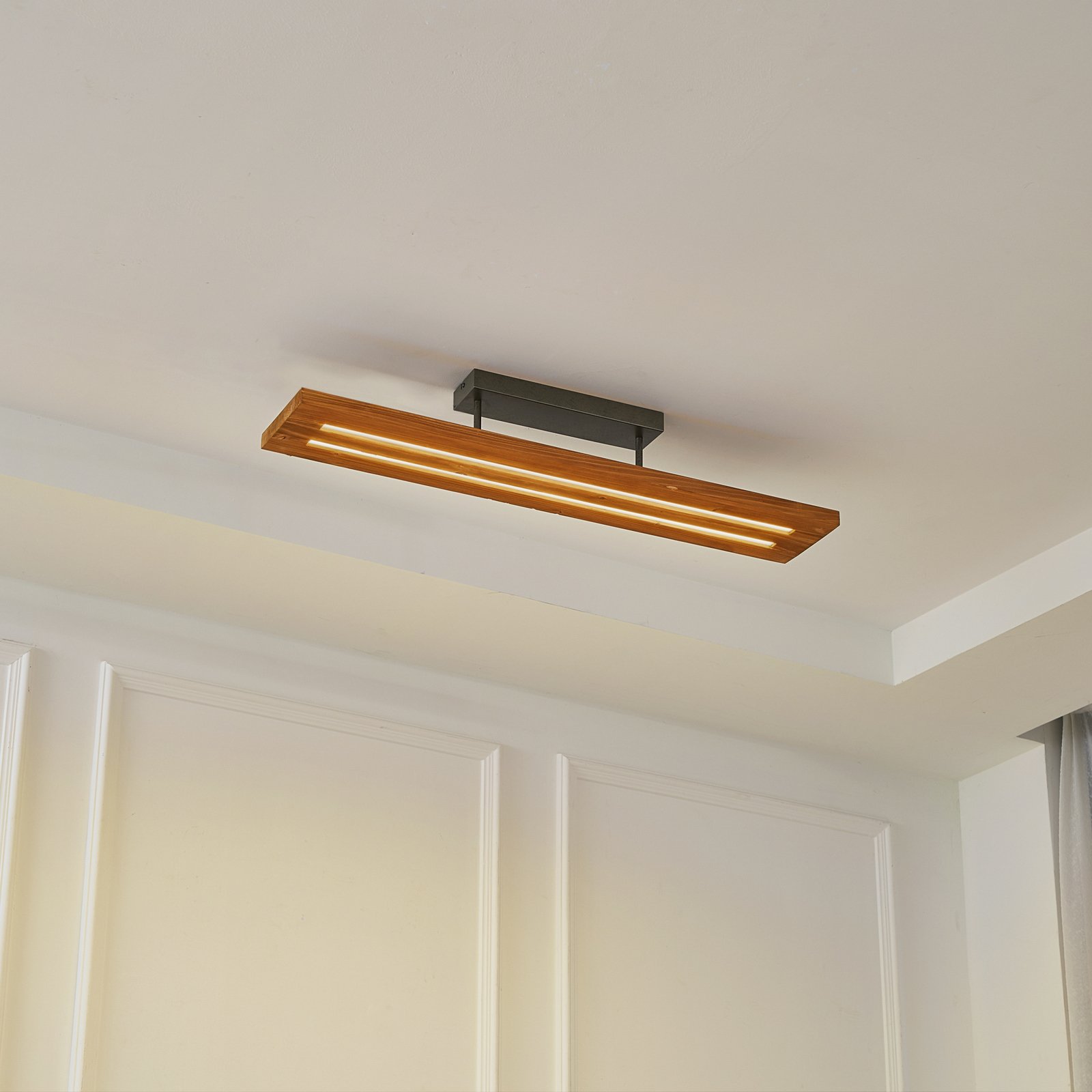 Nesaja LED Lampa Sufitowa Dim. Drewno/Czarny - Lindby
