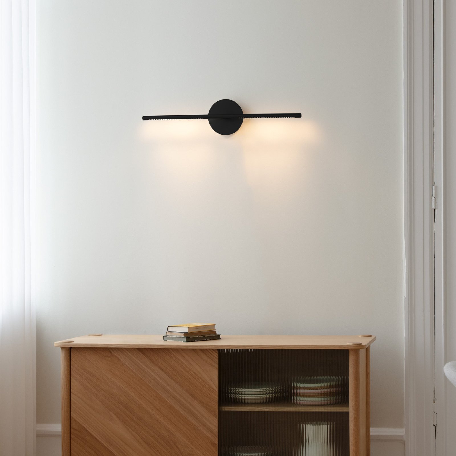 Omni Vegglampe Svart - UMAGE