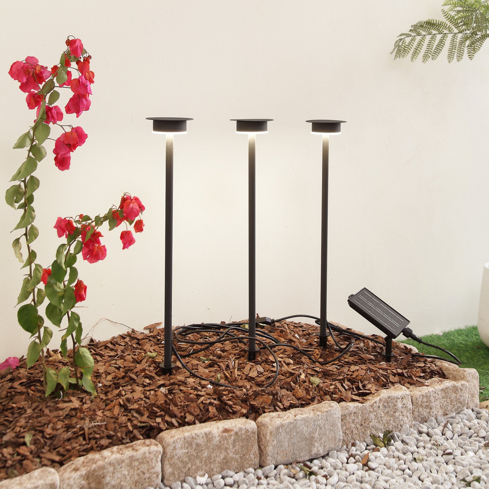 Lyris Solarzellenlampe w/Erdspieß 3 pcs. Schwarz - Lindby