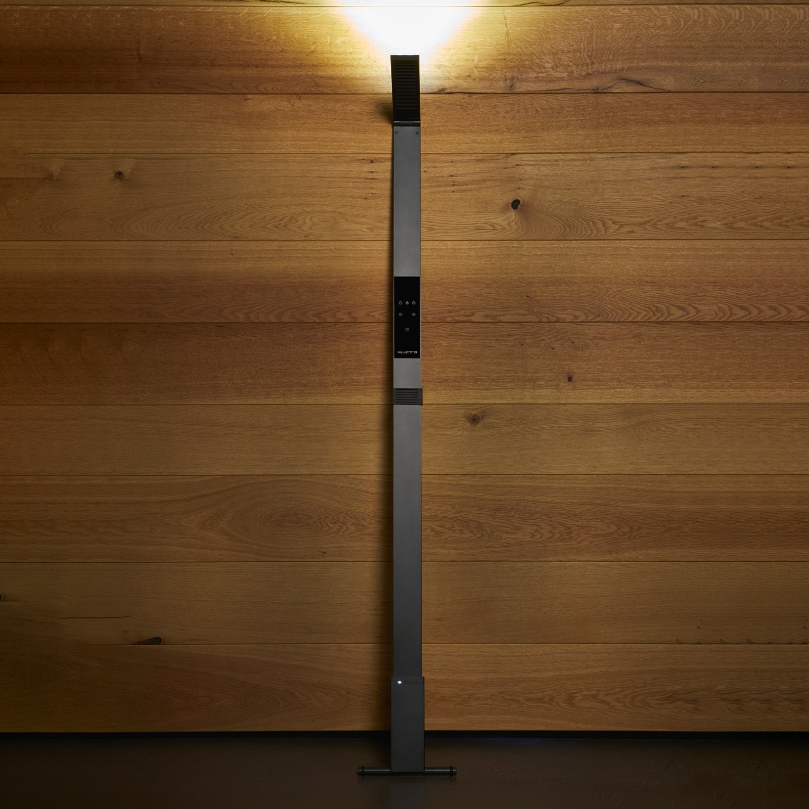 Luctra Flex LED floor lamp wireless battery black