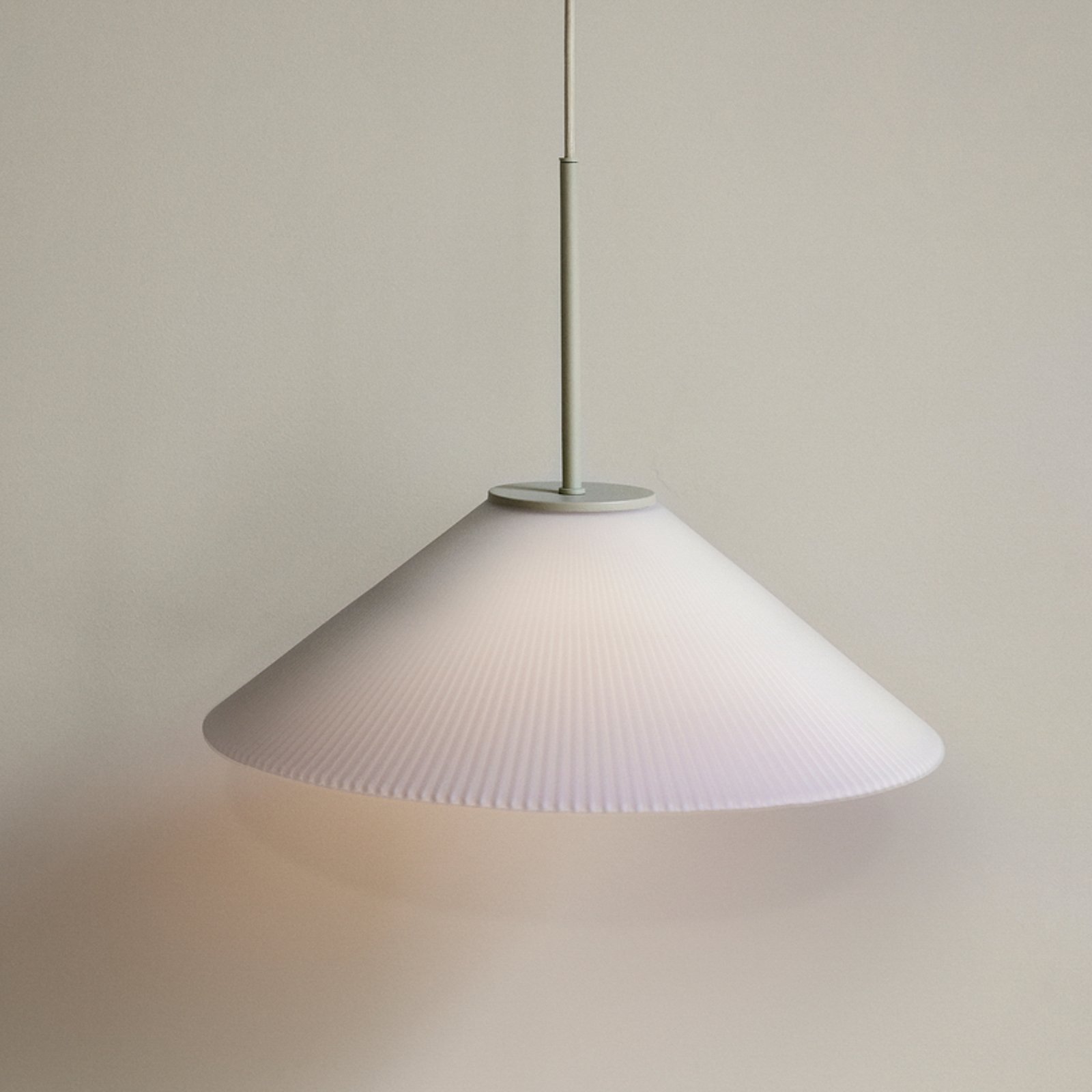 Hübsch Solid pendant light, white, sand, glass, iron, E27