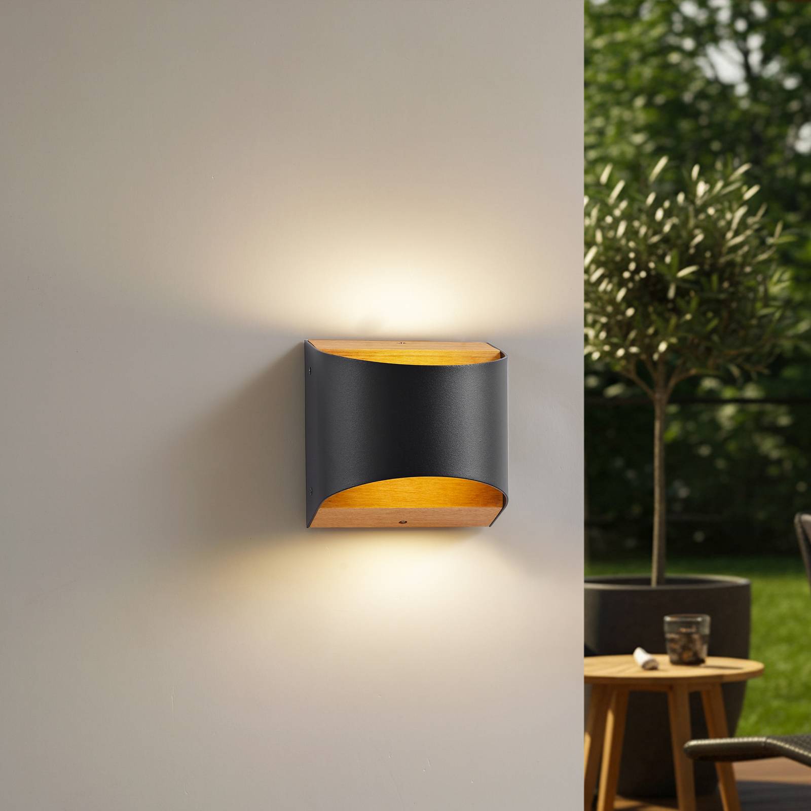 Lindby LED-Außenwandleuchte Lenore, schwarz, Metall, 13,5cm günstig online kaufen