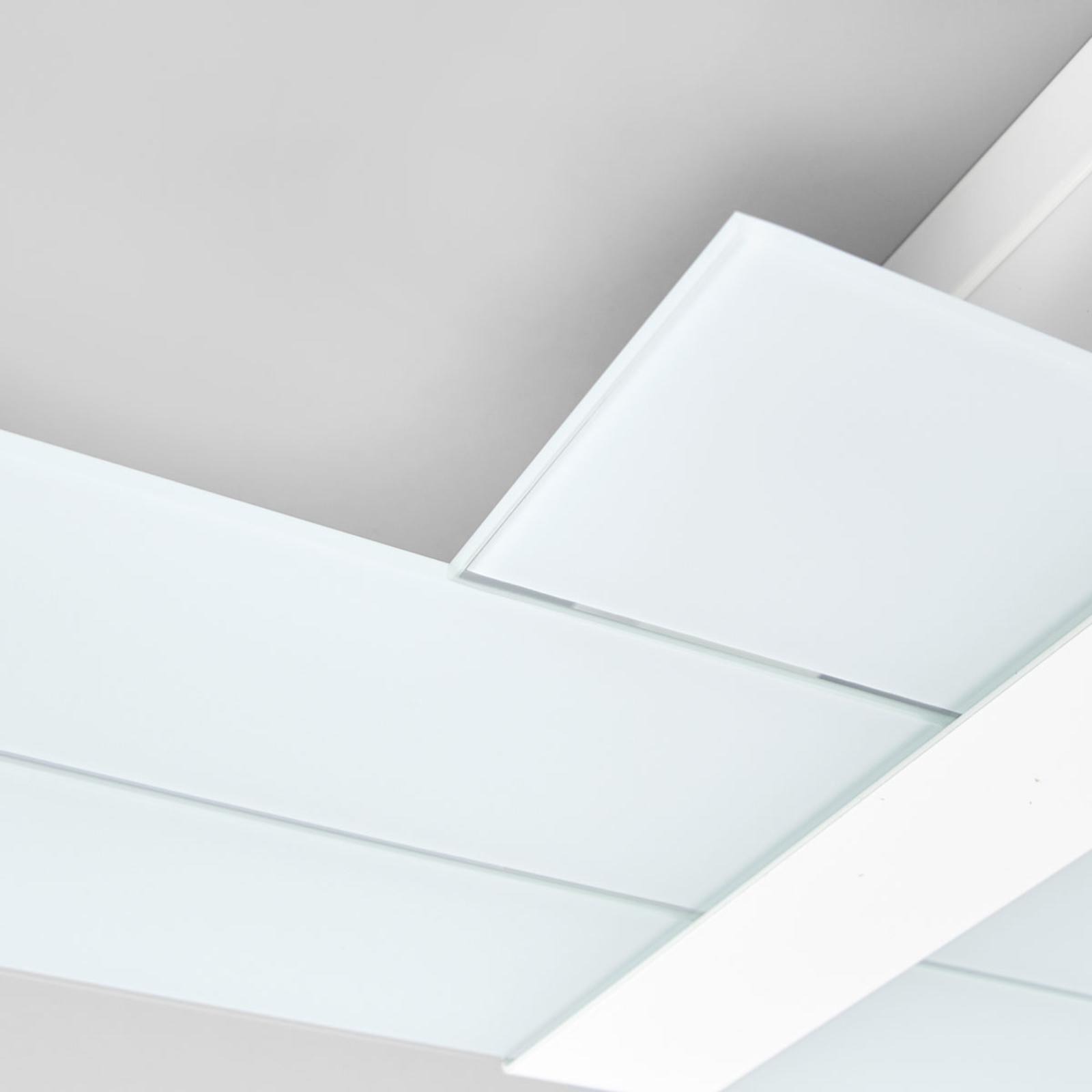 Lámpara de techo Triad moderna, 48 cm, blanco