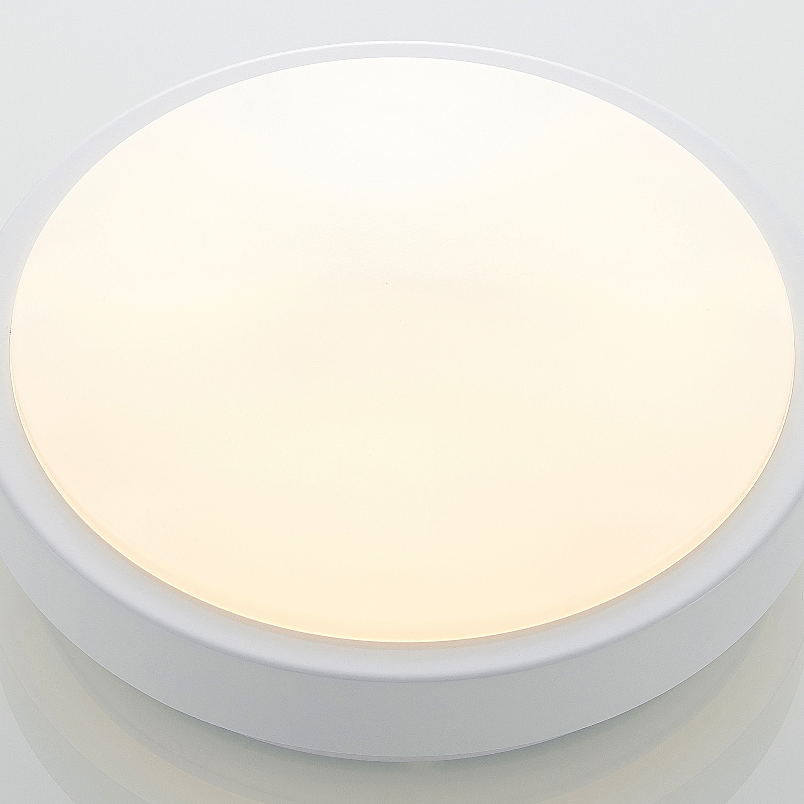 Lindby Camille LED-loftlampe sensor, Ø 26 cm, hvid