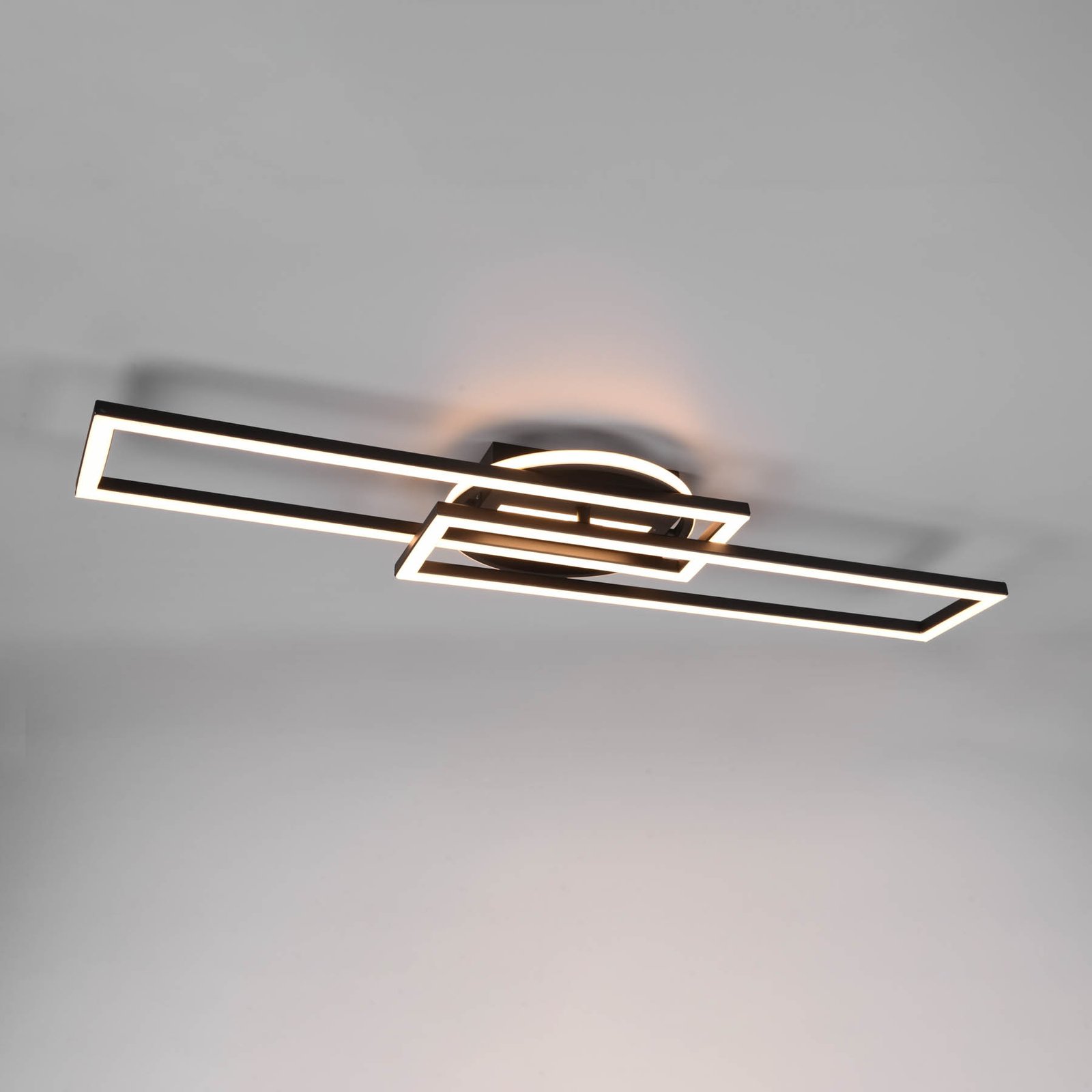 Twister LED ceiling light, CCT, dim remote control
