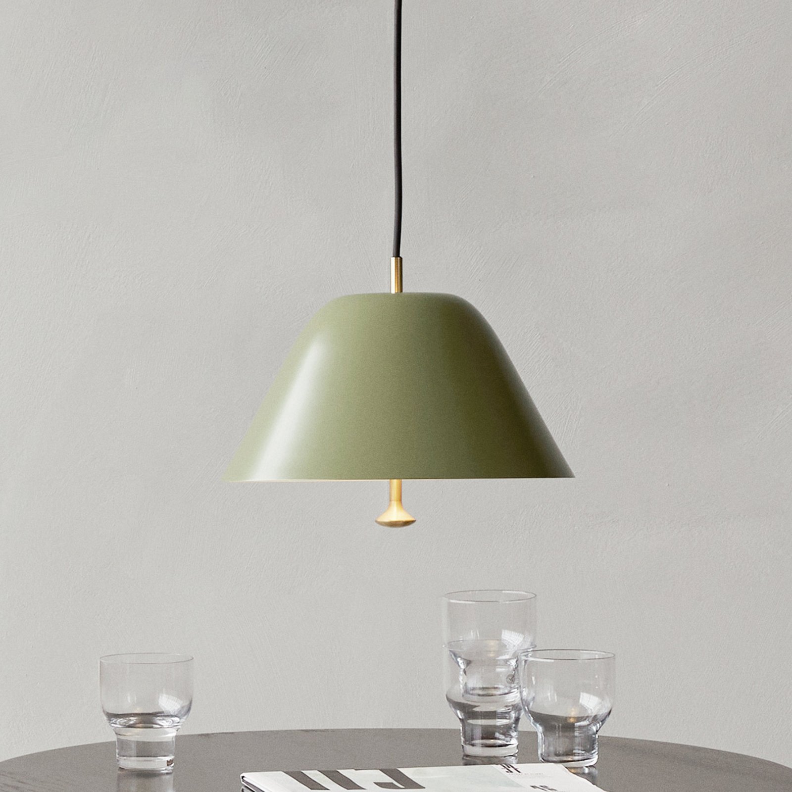 Levitate Hanglamp 40 Sage Green Brass - Audo Copenhagen