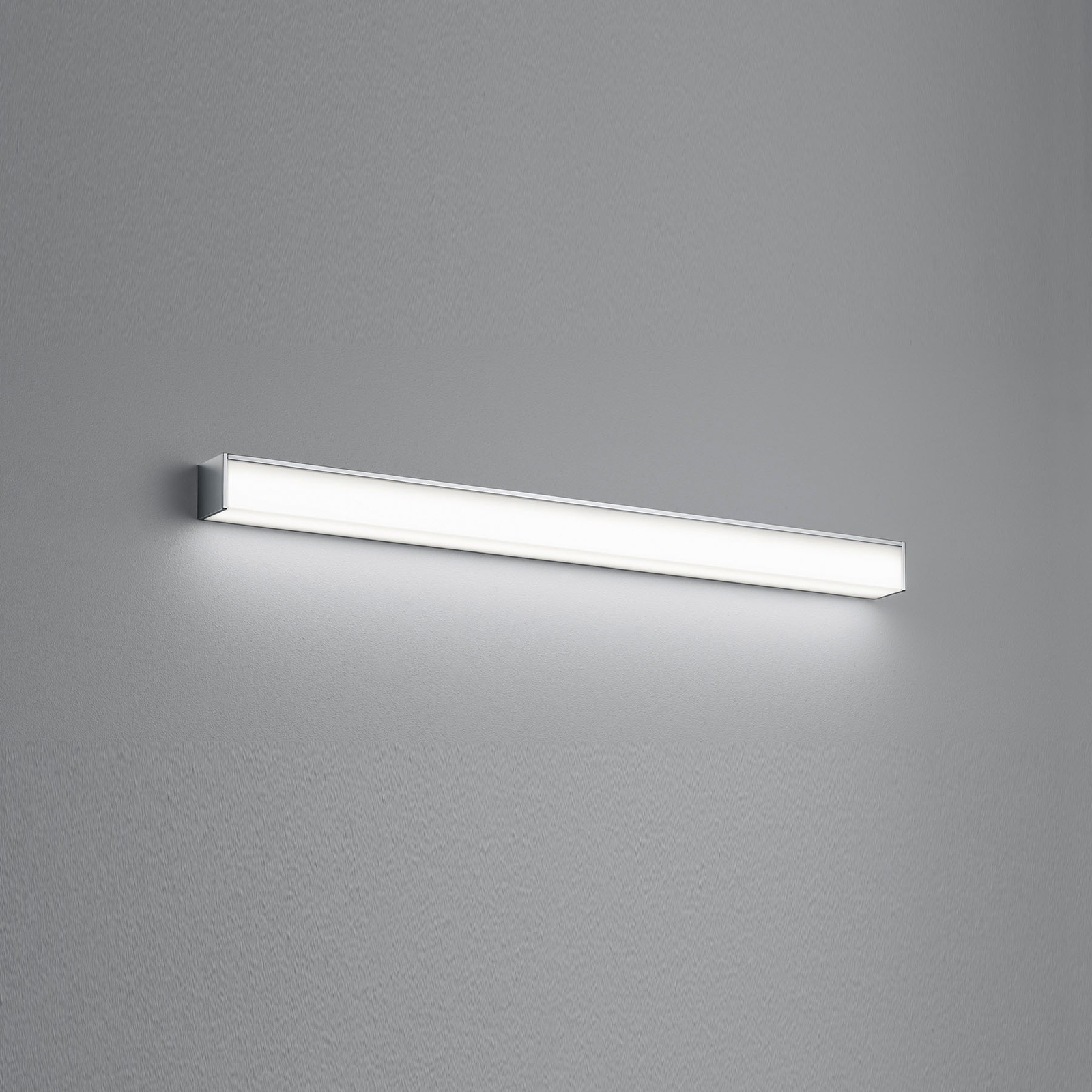 Helestra Nok LED-Spiegelleuchte in eckiger Form