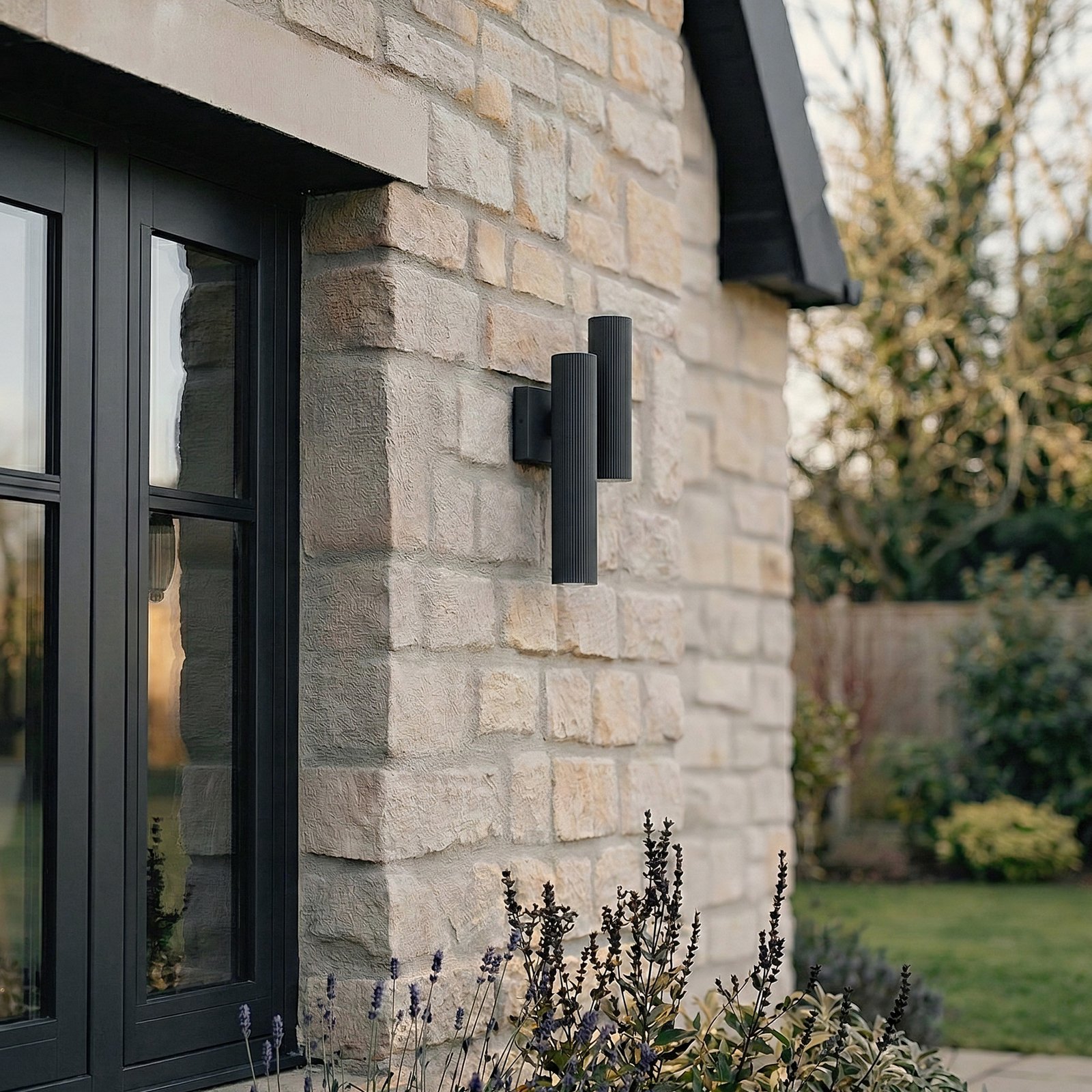 Lucande LED външна стенна лампа Torvian, антрацит, 2-пламъчна Lucande LED външна стенна лампа Torvian, антрацит, 2-пламъчна