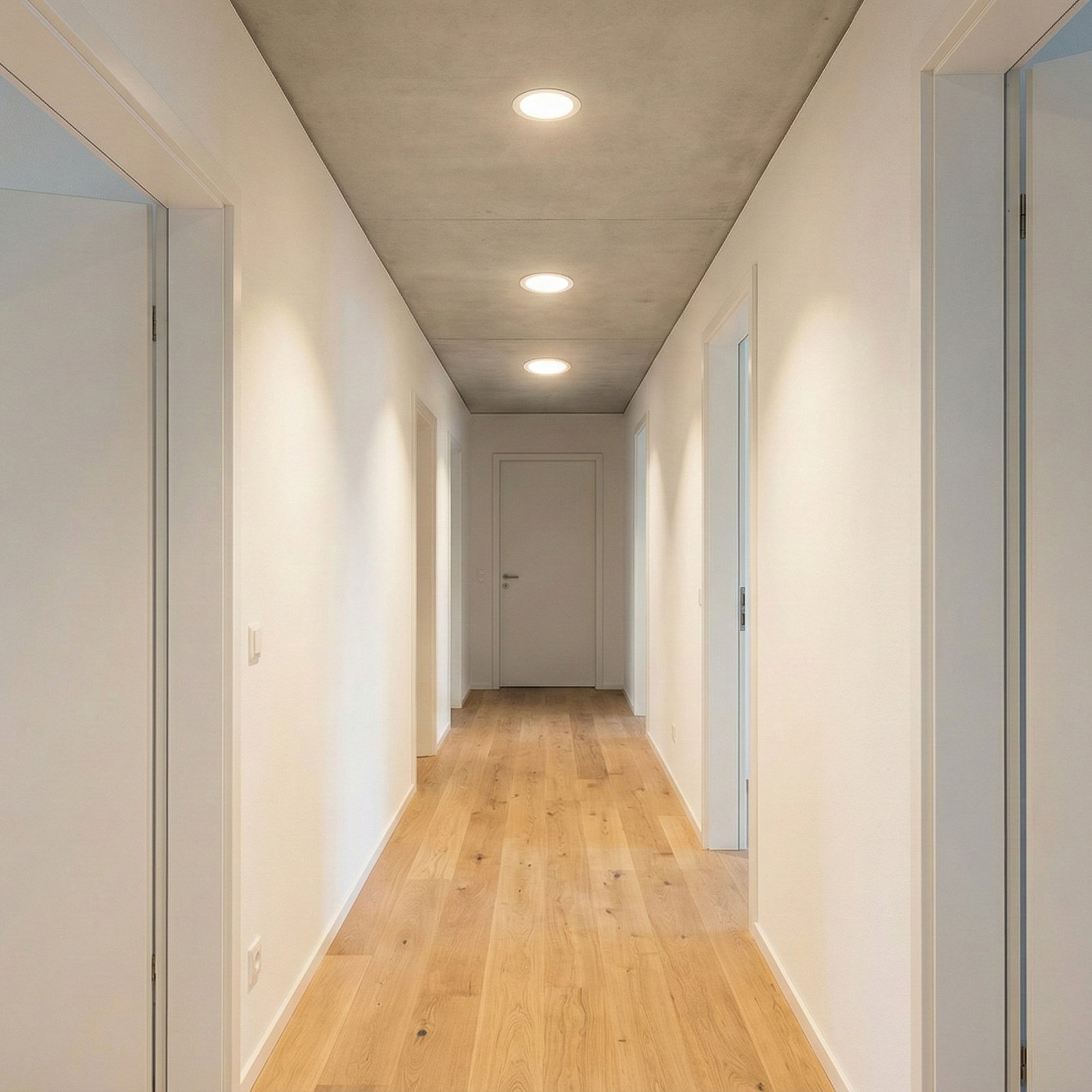 OSRAM indbygget loftlampe med LED SLIM, Ø 12 cm, 6.500 K, hvid OSRAM indbygget loftlampe med LED SLIM, Ø 12 cm, 6.500 K, hvid