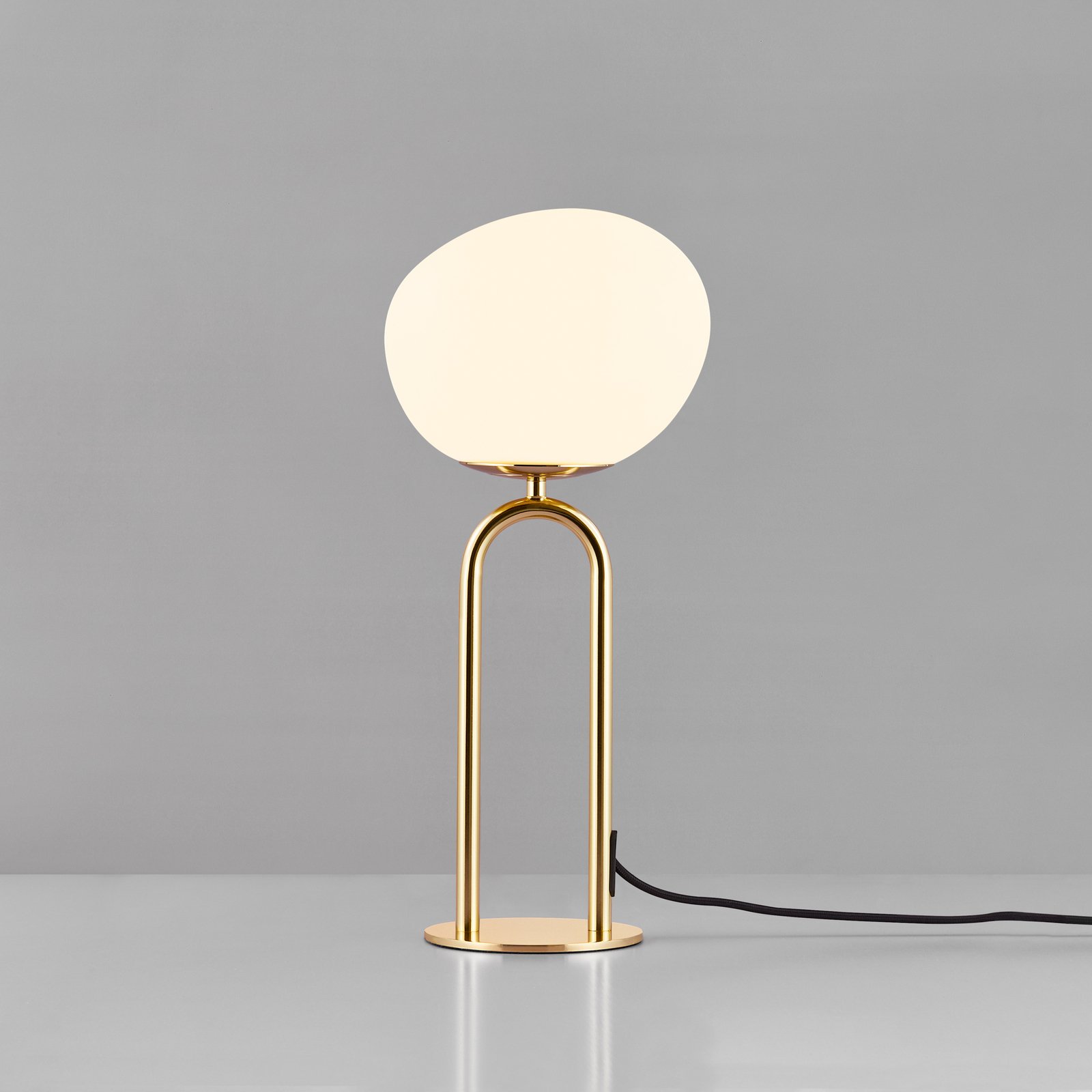 Shapes Bordslampa Brass - DFTP