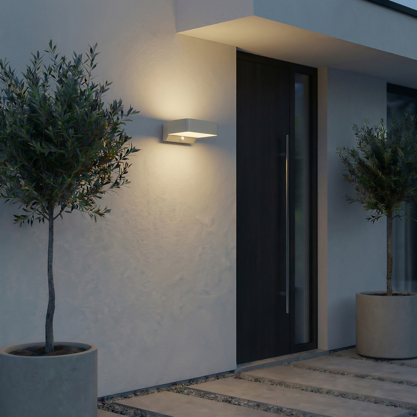 Aplique LED para exterior Lindby Fando, plata mate, con sensor, IP44
