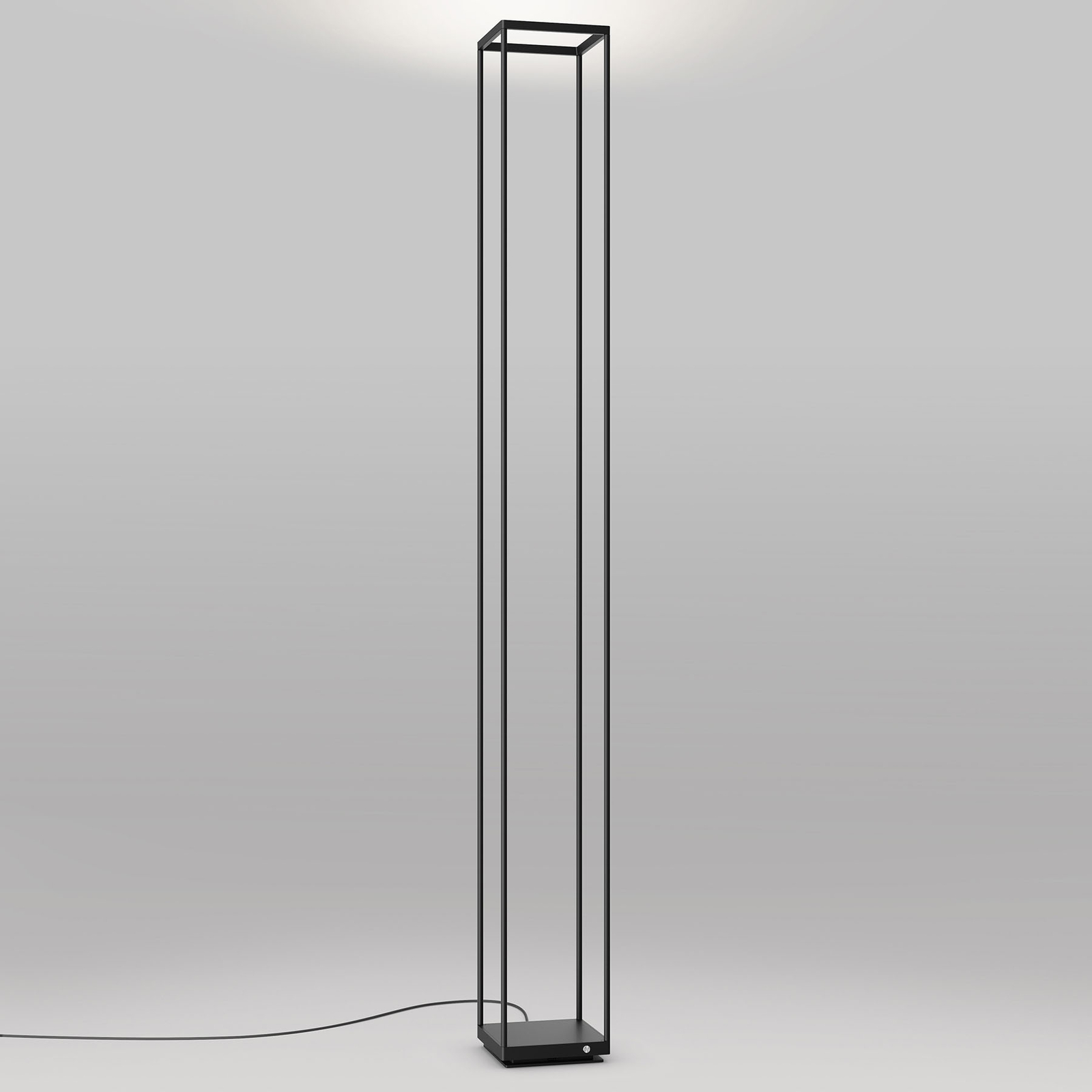 serien.lighting Reflex² S stojaca LED lampa čierna