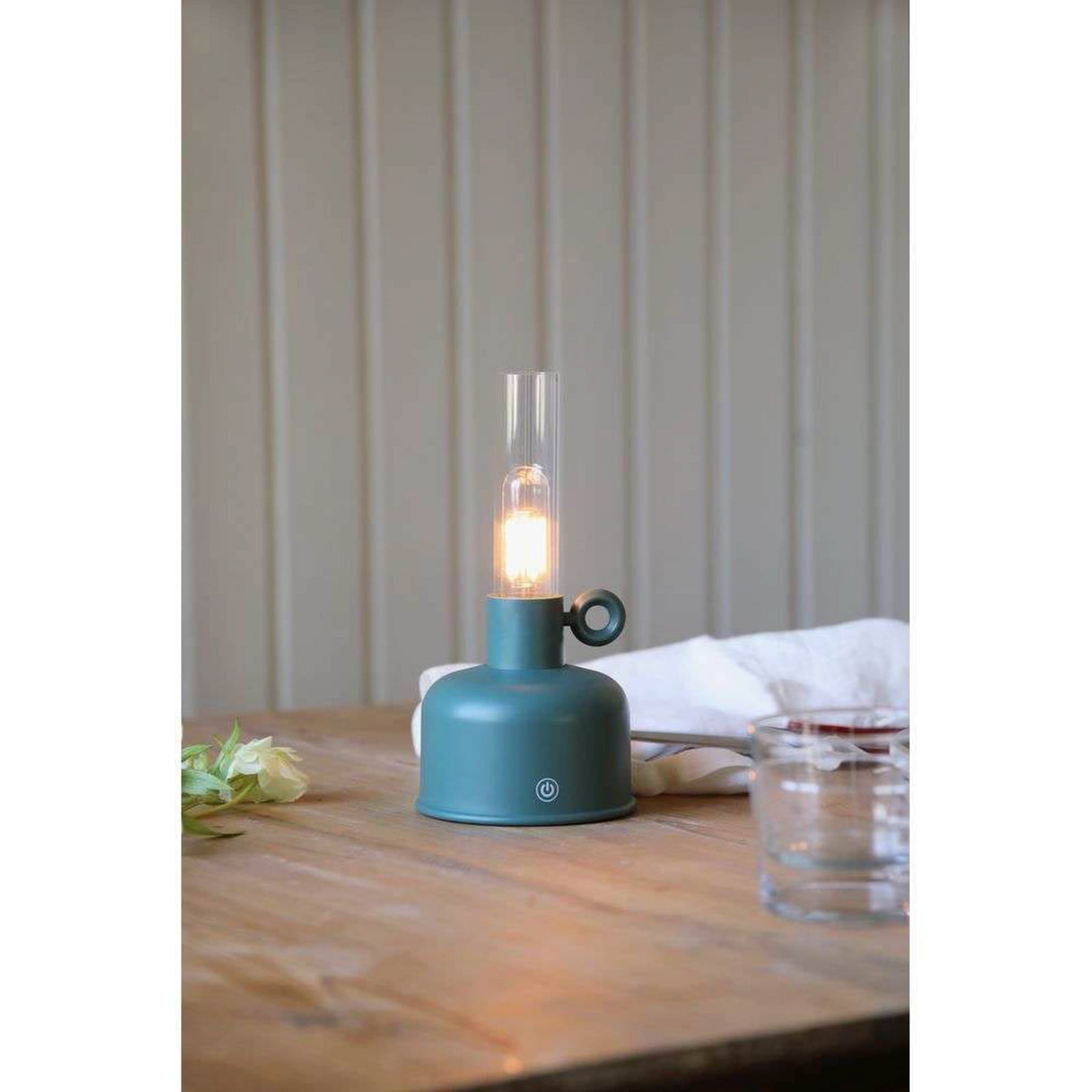 Astrid Portable Bordslampa IP44 M&ouml;rk Green Marksl&ouml;jd - Vardagsrum - Plast