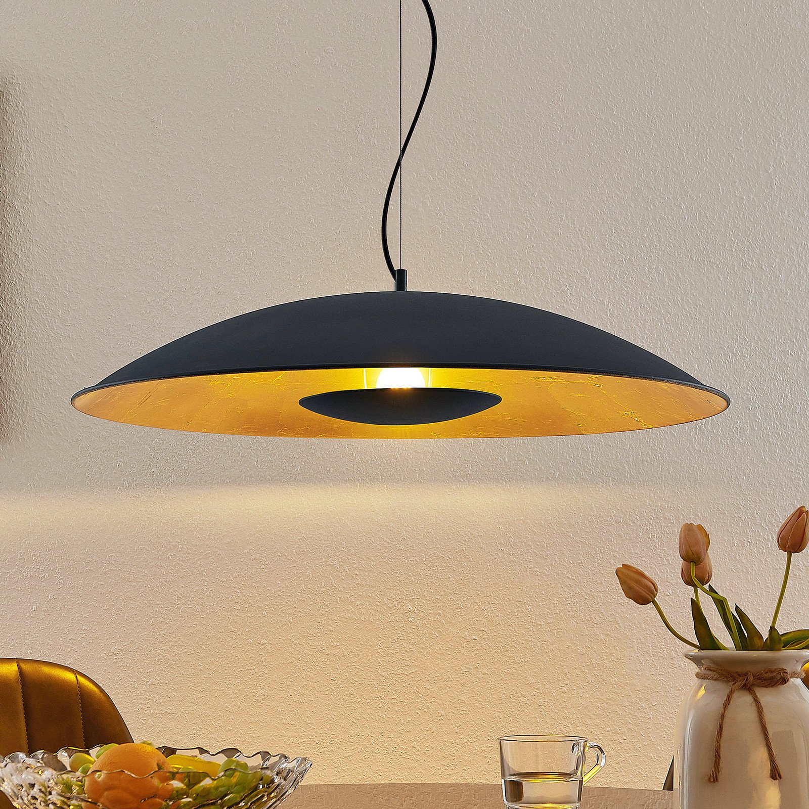 Lampă suspendată Lindby Narisara Ø 80 cm E27 negru-auriu - Camera de zi / sufragerie - modern - negru auriu - Metal