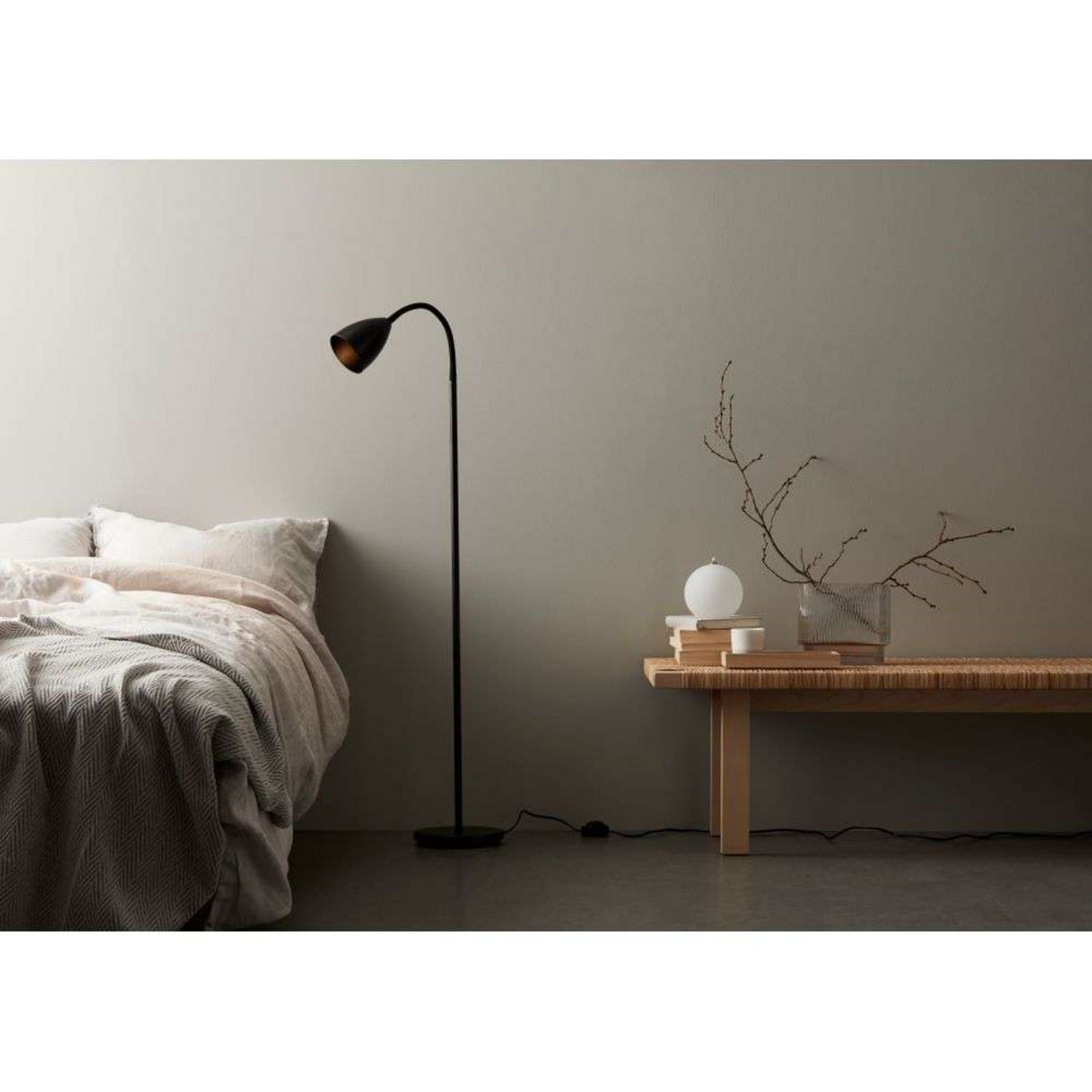 Trotsig Stehleuchte Matt Black Belid - Wohnzimmer - Metall