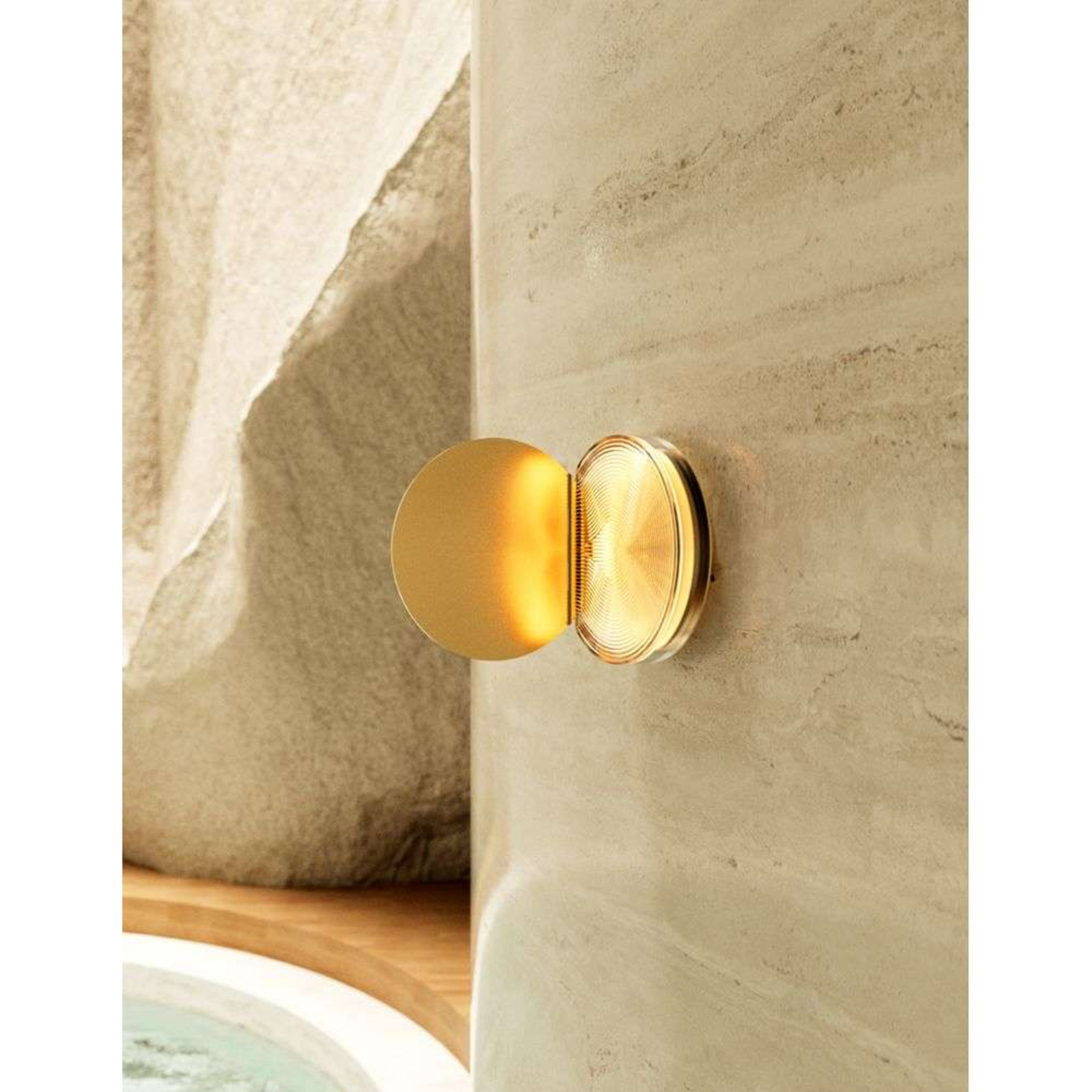 Poudrier Wall Lamp Brass - DCW