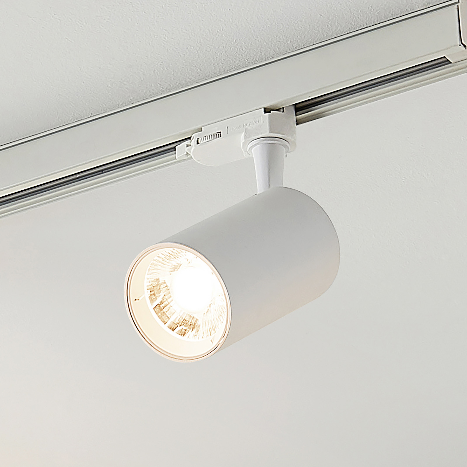 Arcchio Vic LED track spotlight 16° 3,000 K 18 W, for Living / Dining Room, aluminium, plastic, 18 W, energy efficiency: A+, W: 7.5 cm, H: 21 cm