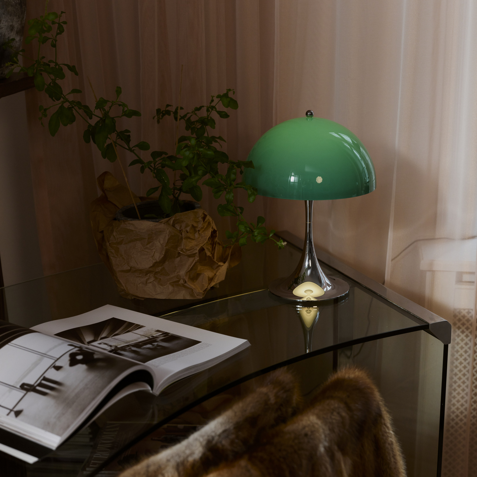 Louis Poulsen Panthella 250 Portable Original, opalgrön