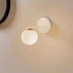 Wandlamp Gama in wit met glasbol
